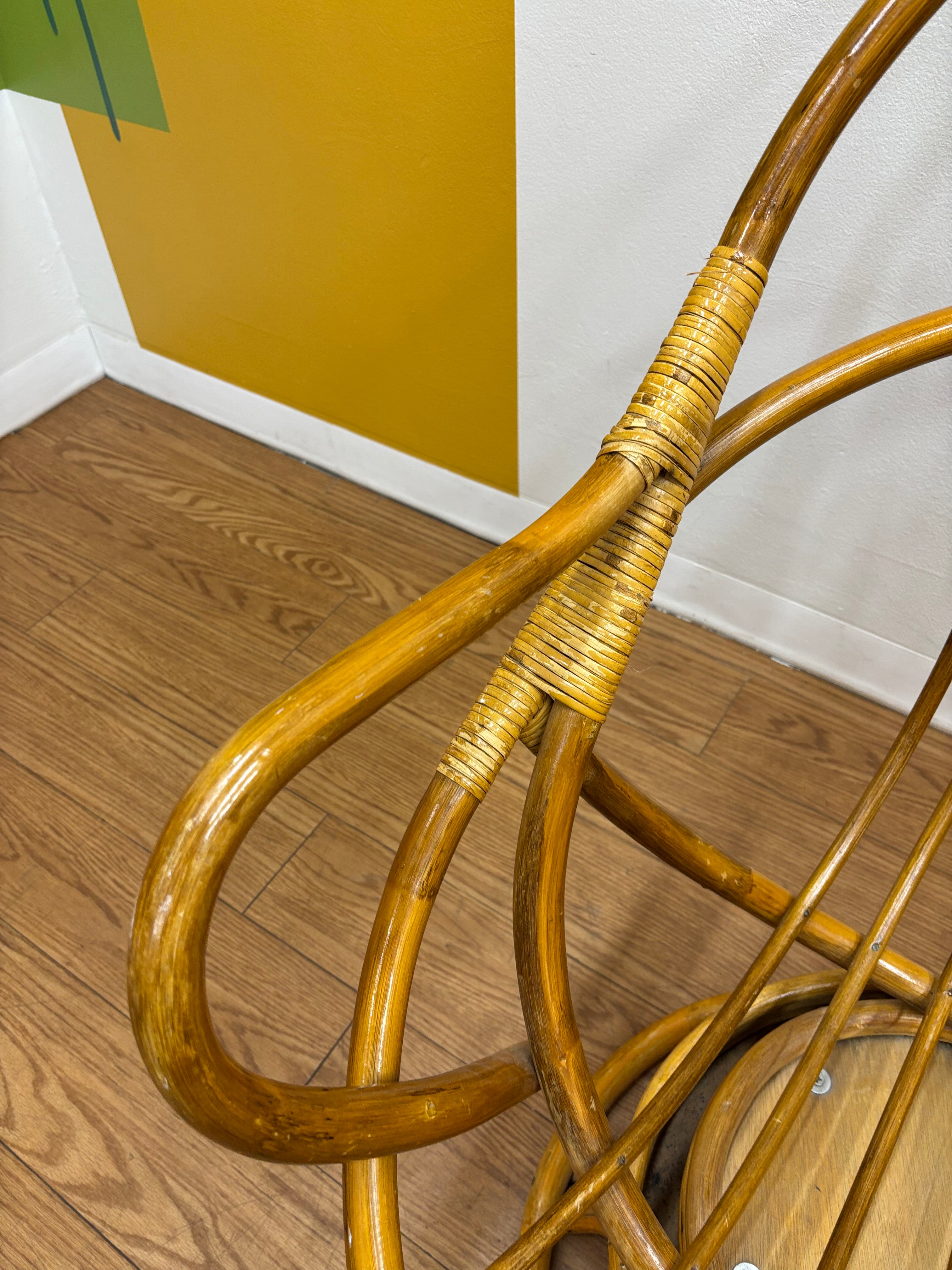 Egg Swivel Chair Frame