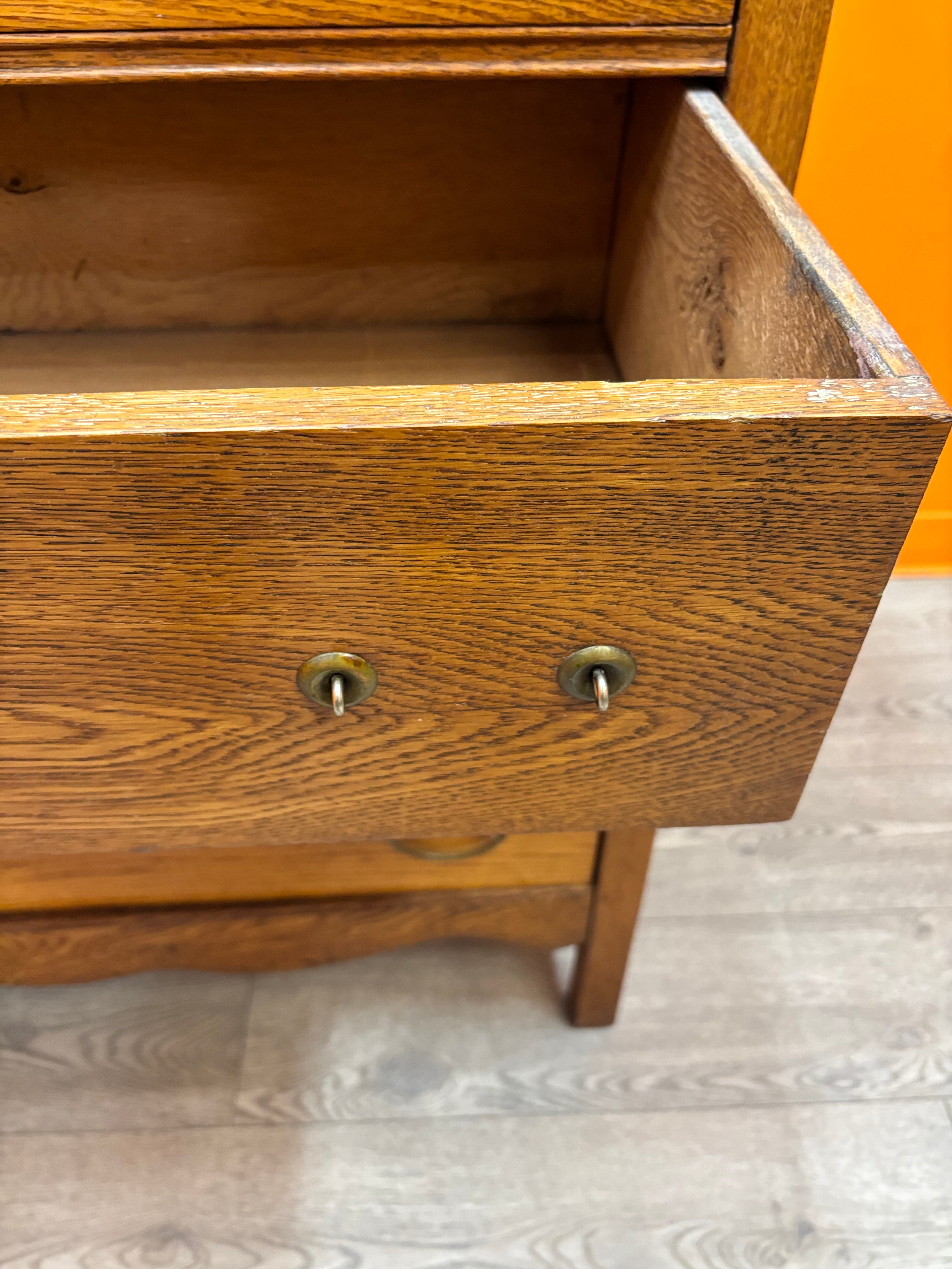 Wood 5 Drawer Dresser