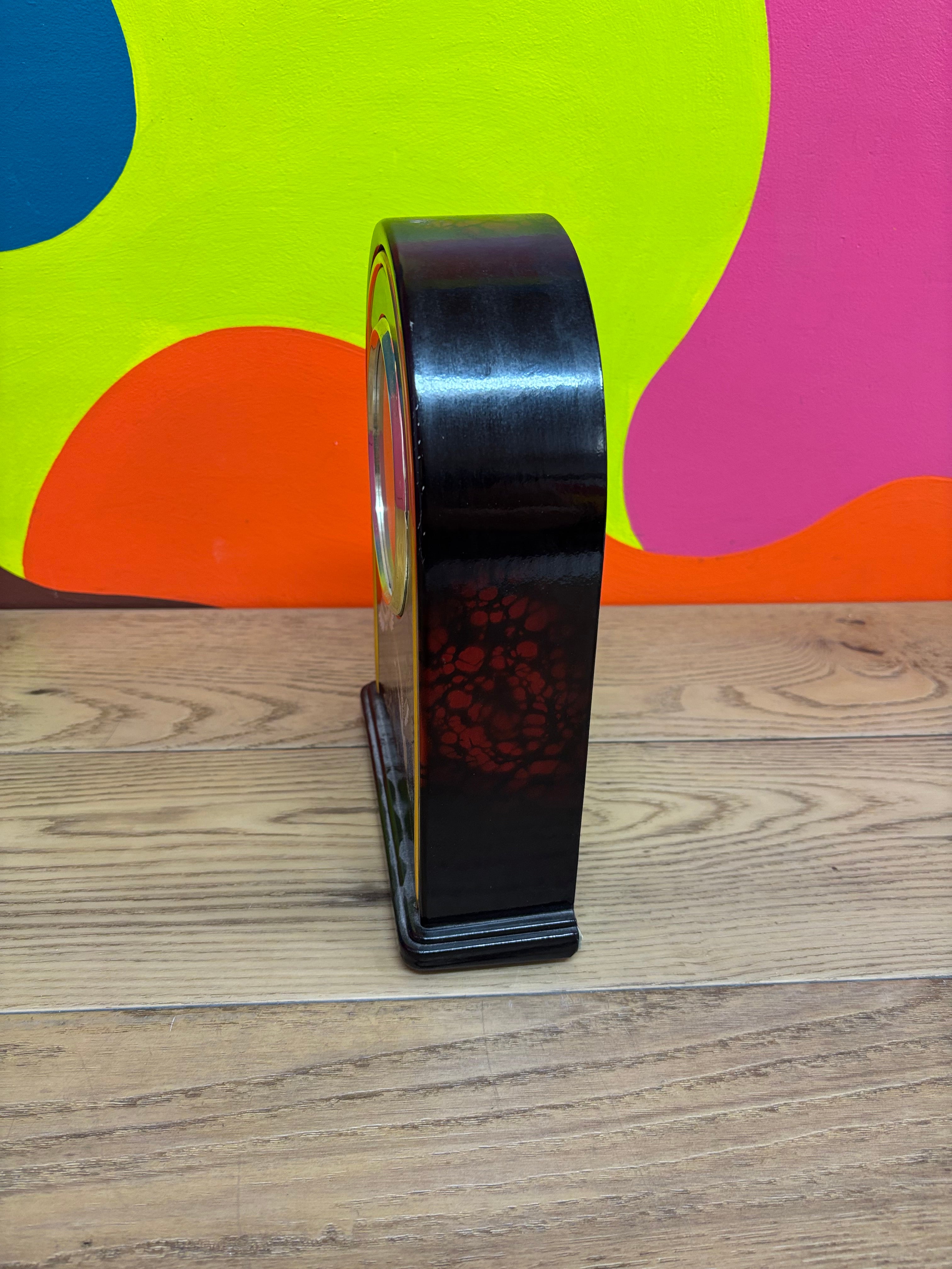 Mantle Clock