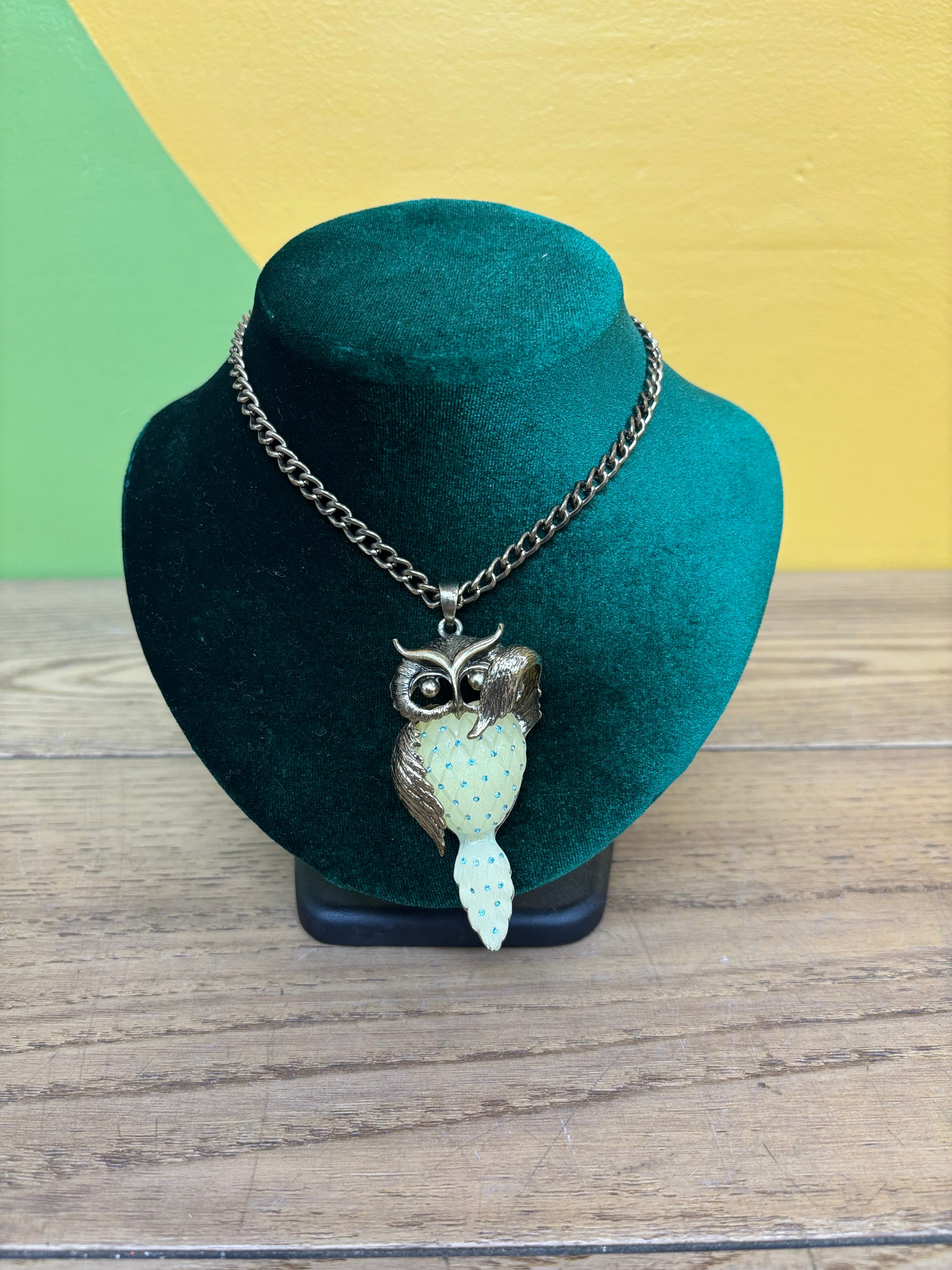Long Sleepy Owl Necklace