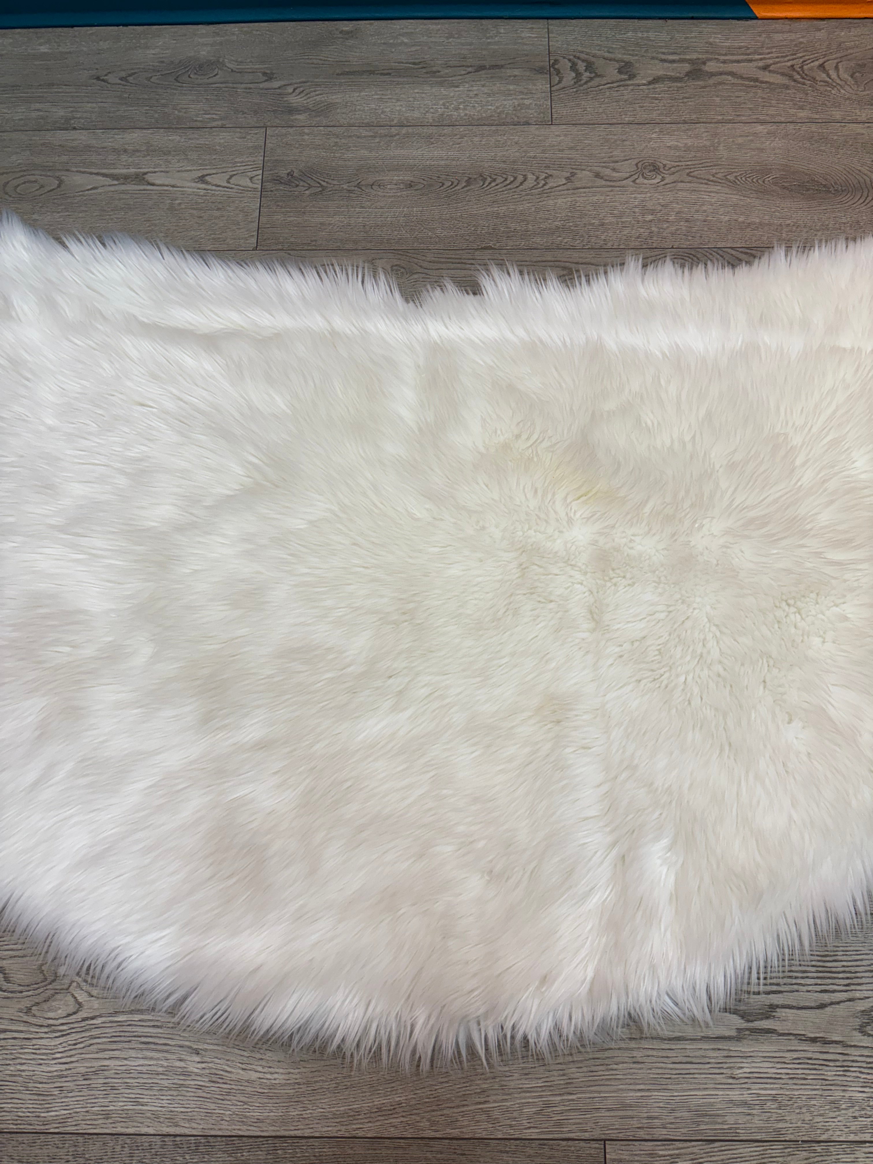 Half Moon White Faux Fur Rug