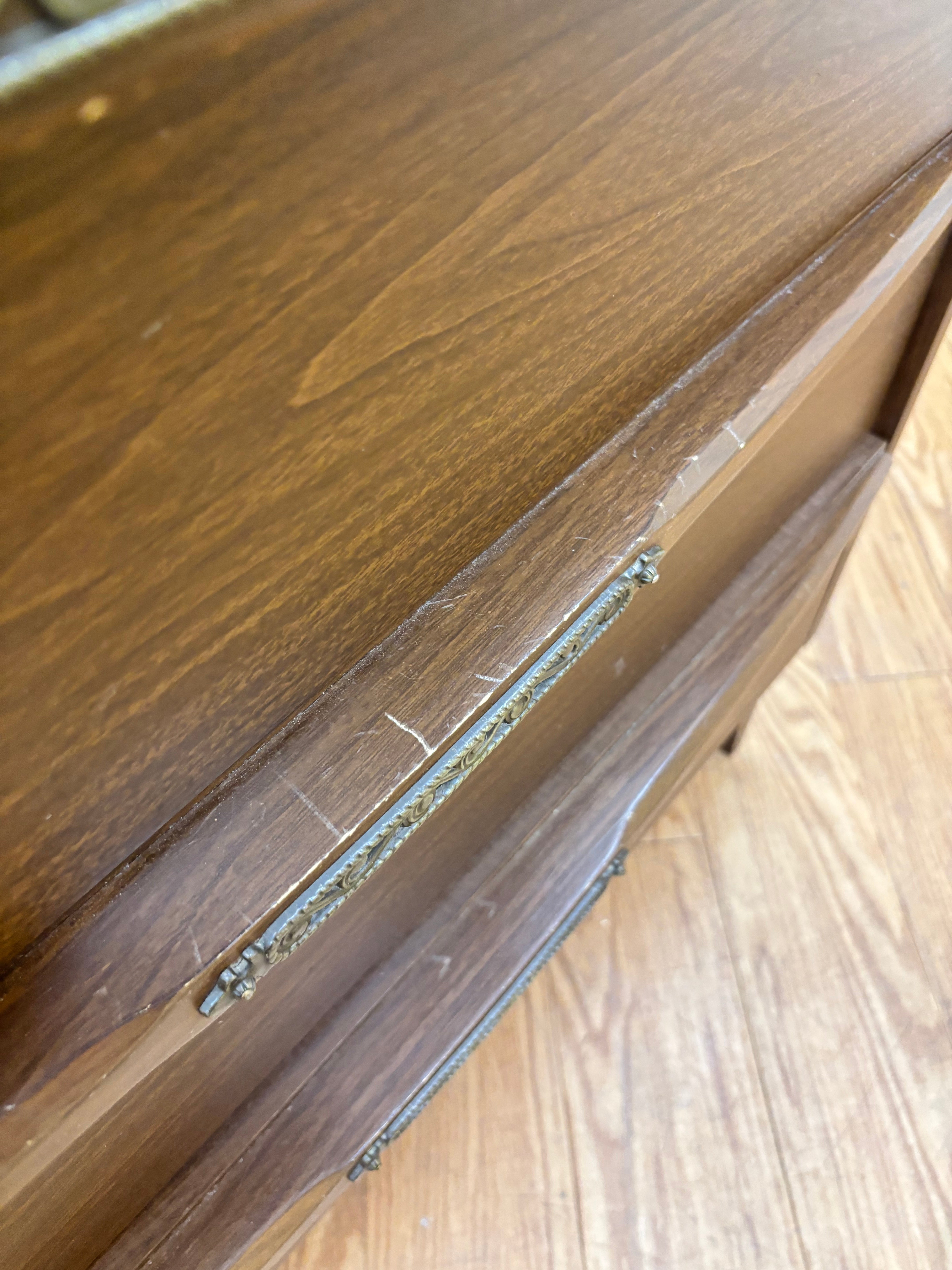 Wood 4-Drawer Dresser
