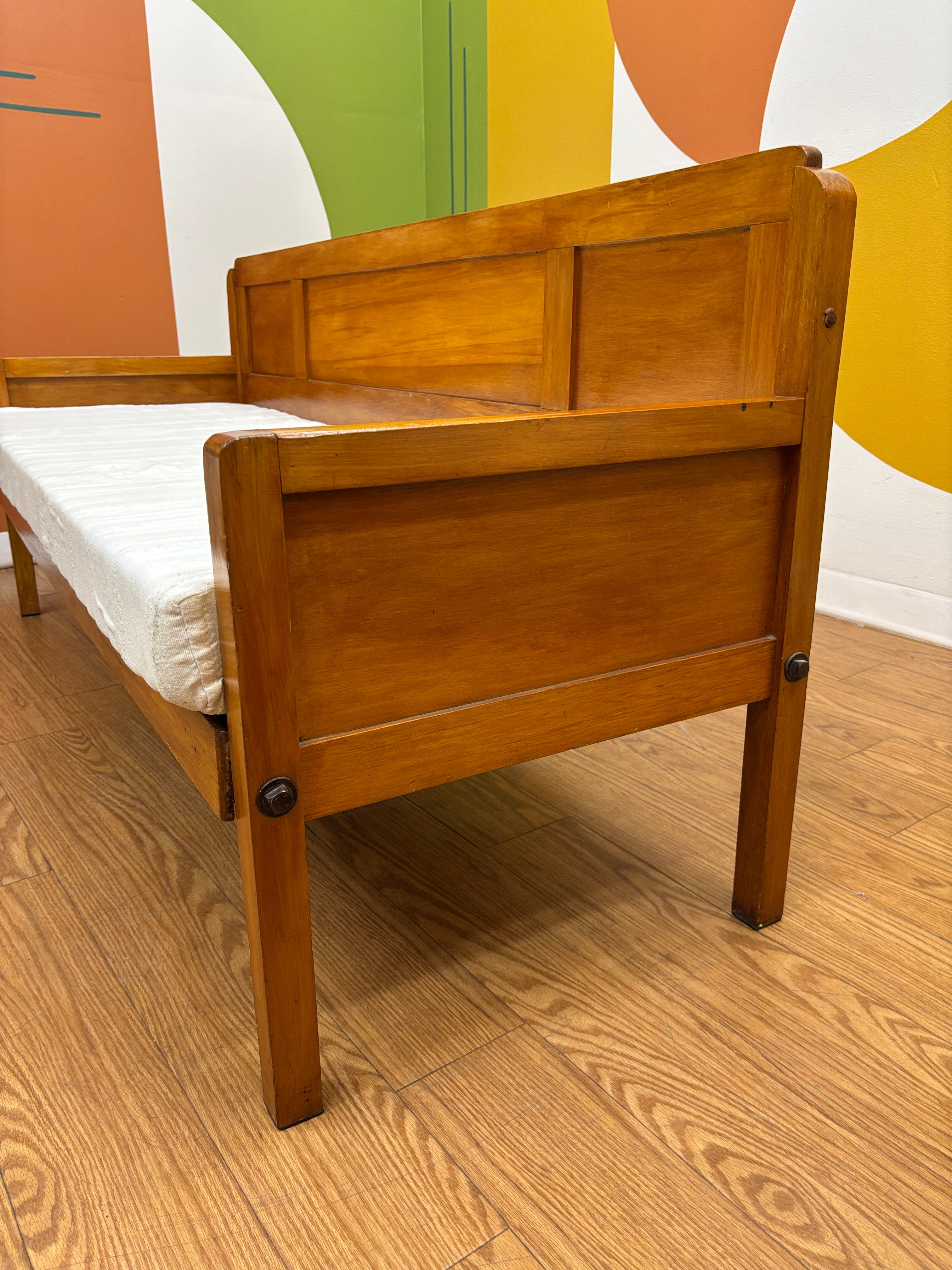 Wood Daybed