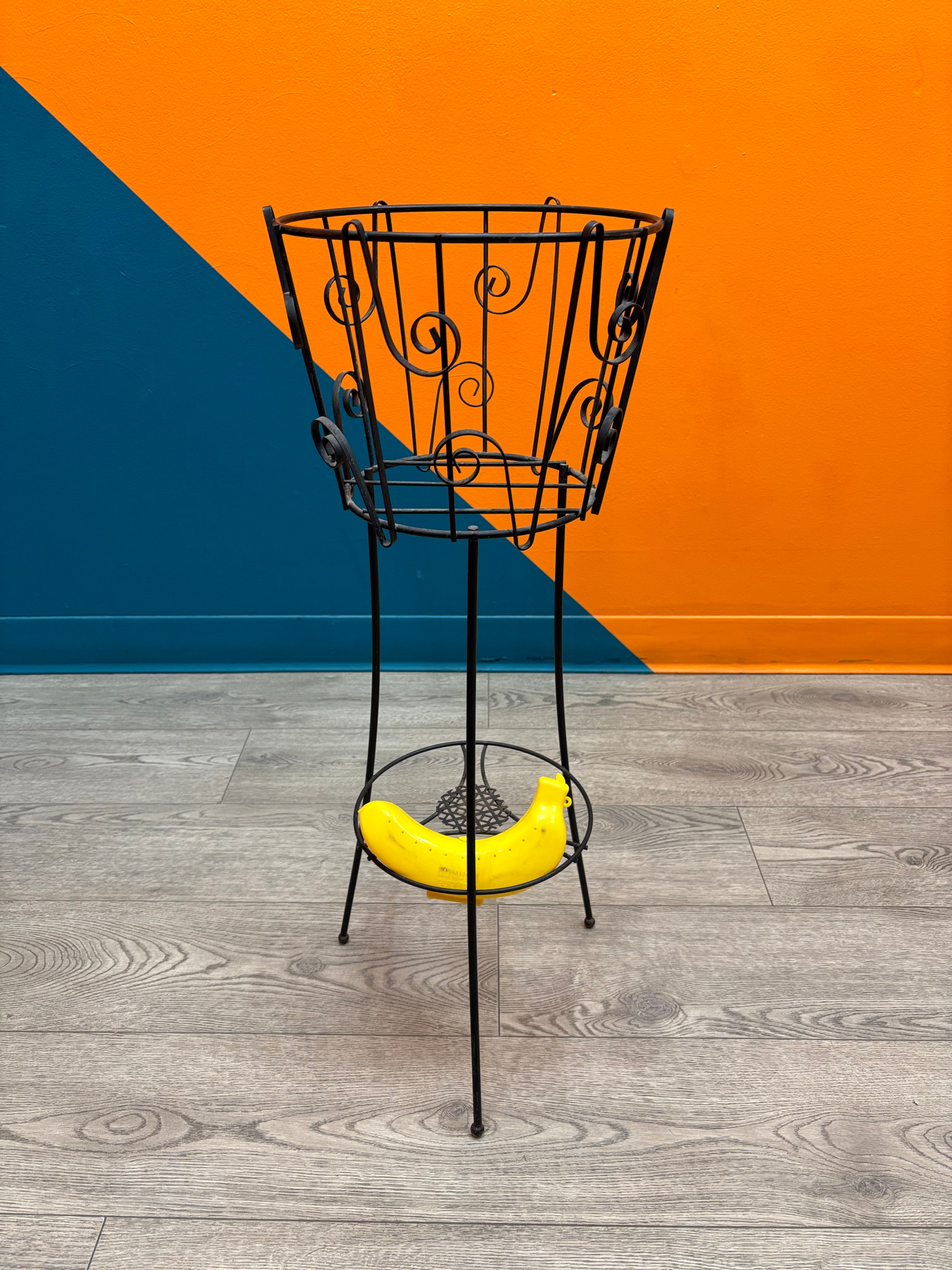Black Metal Plant Stand