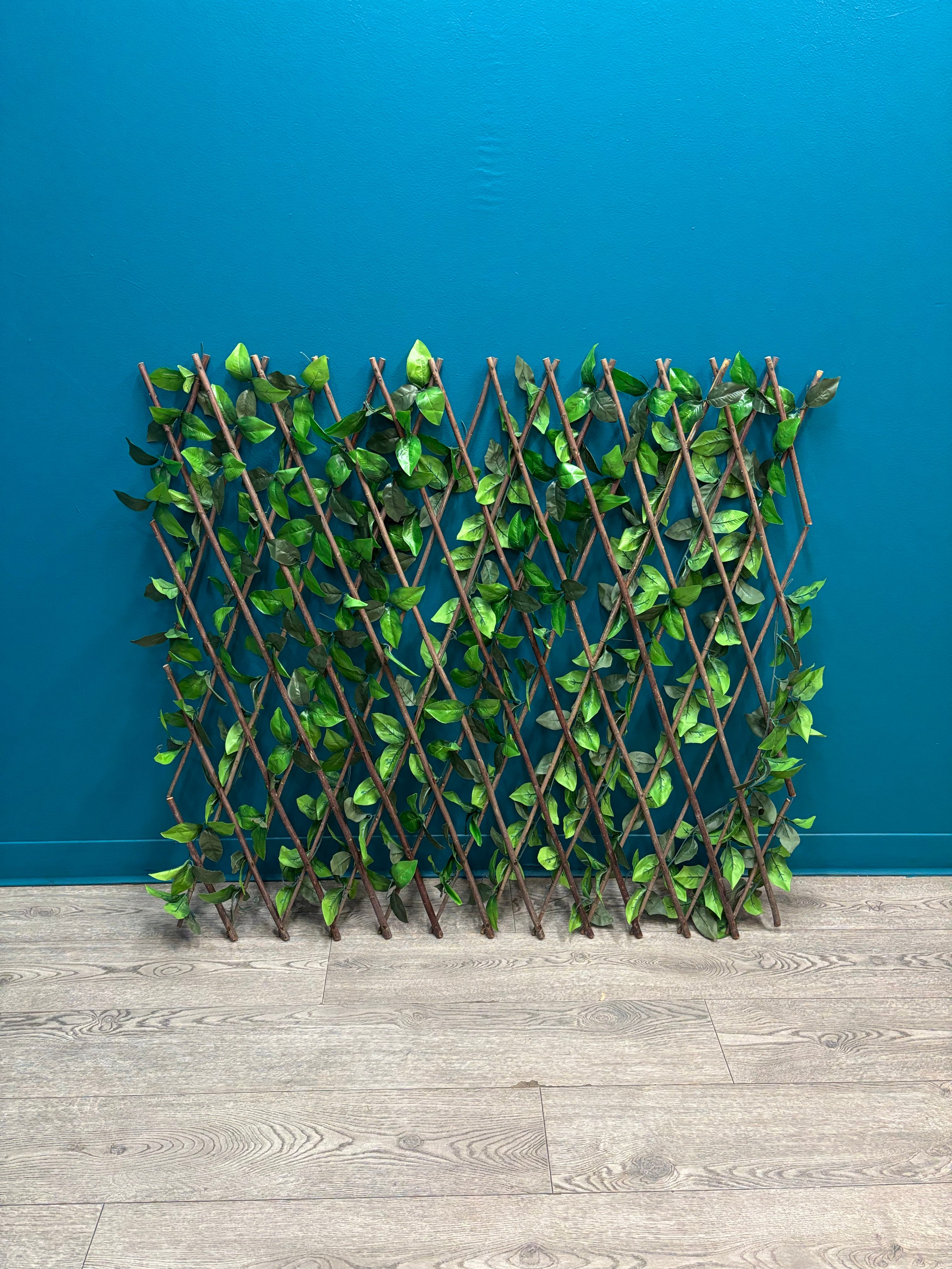 Expandable Artificial Ivy Privacy Screen