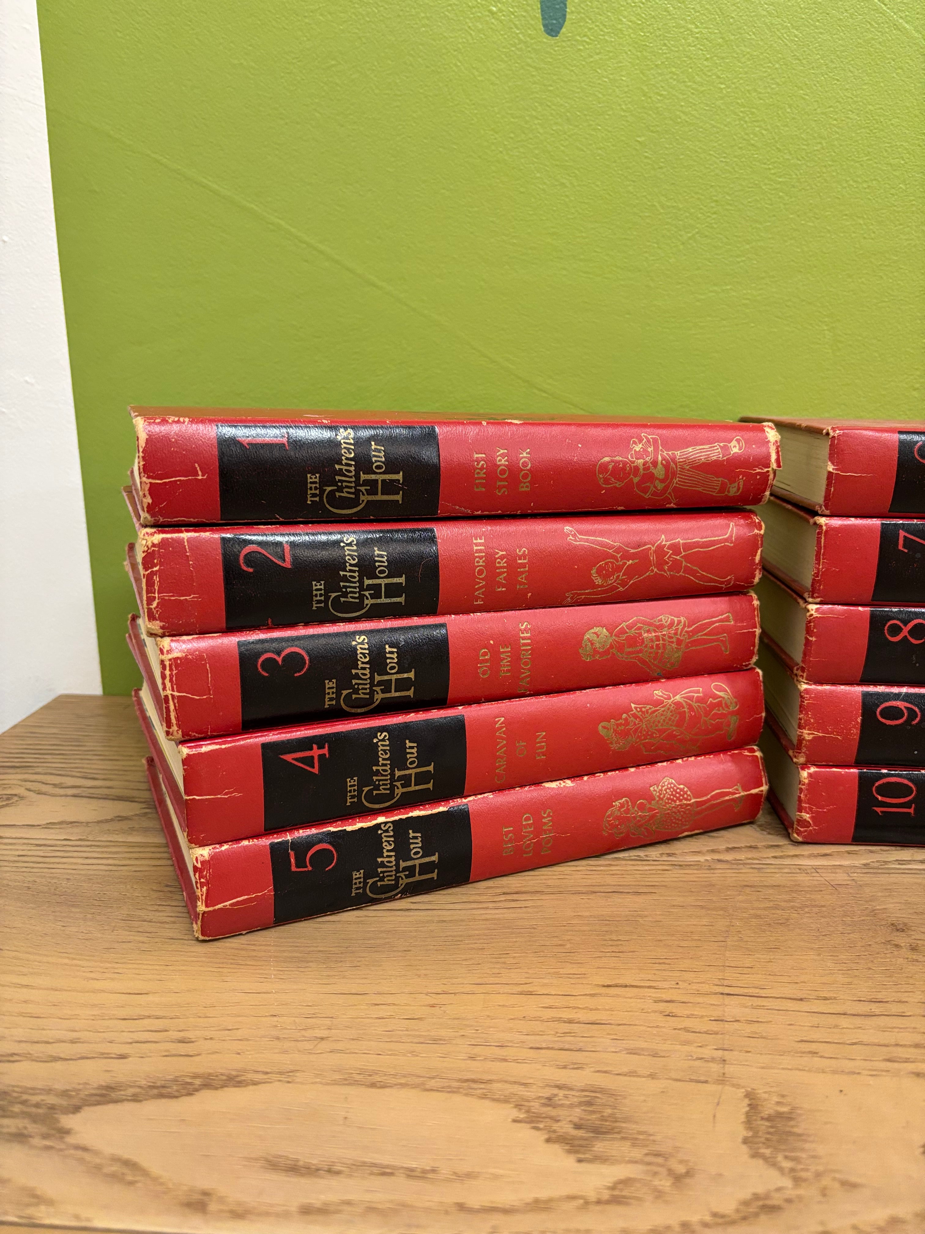 The Children's Hour Book Set Vol. 1-16