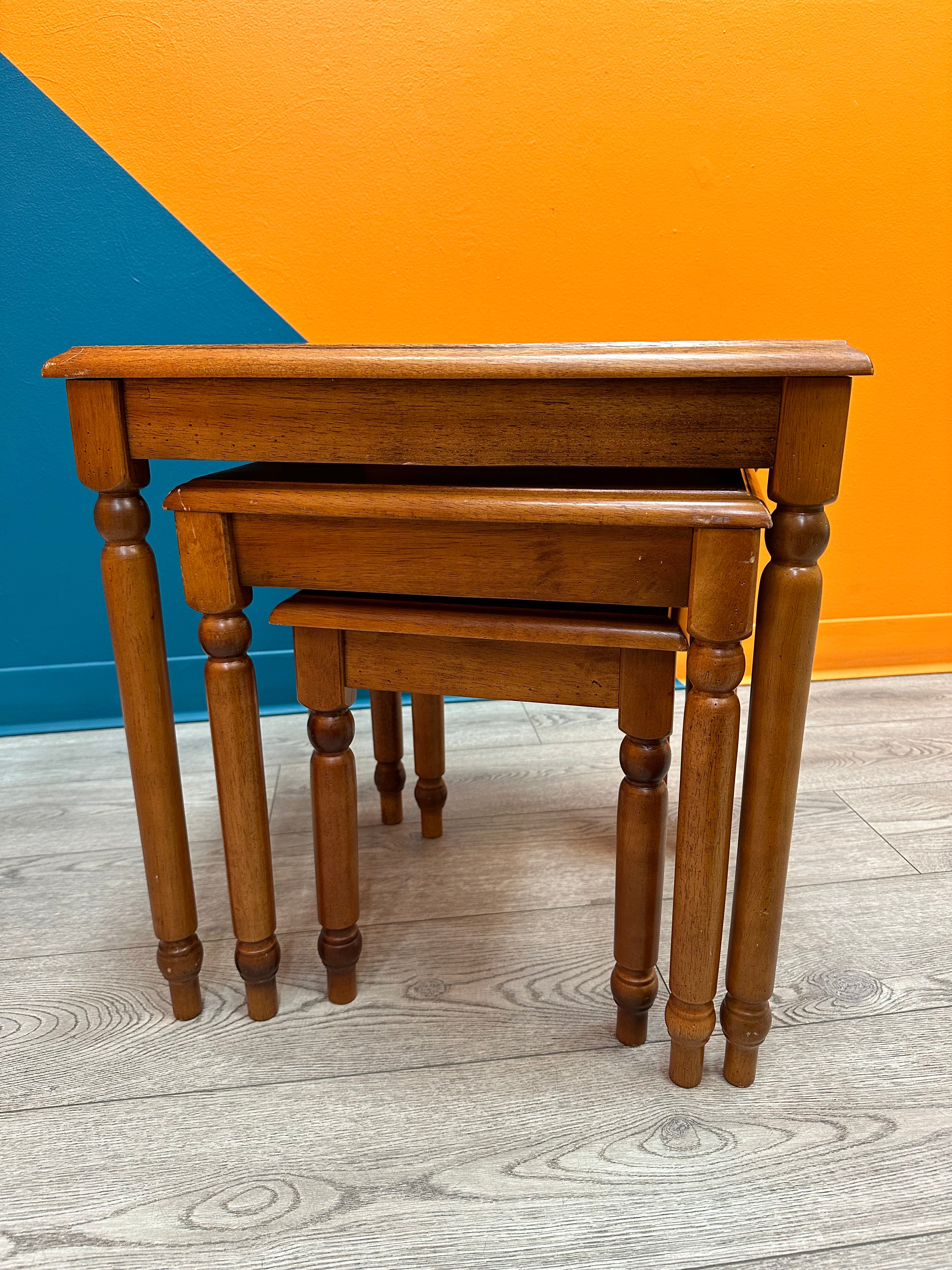 (3) Wooden Nesting Tables