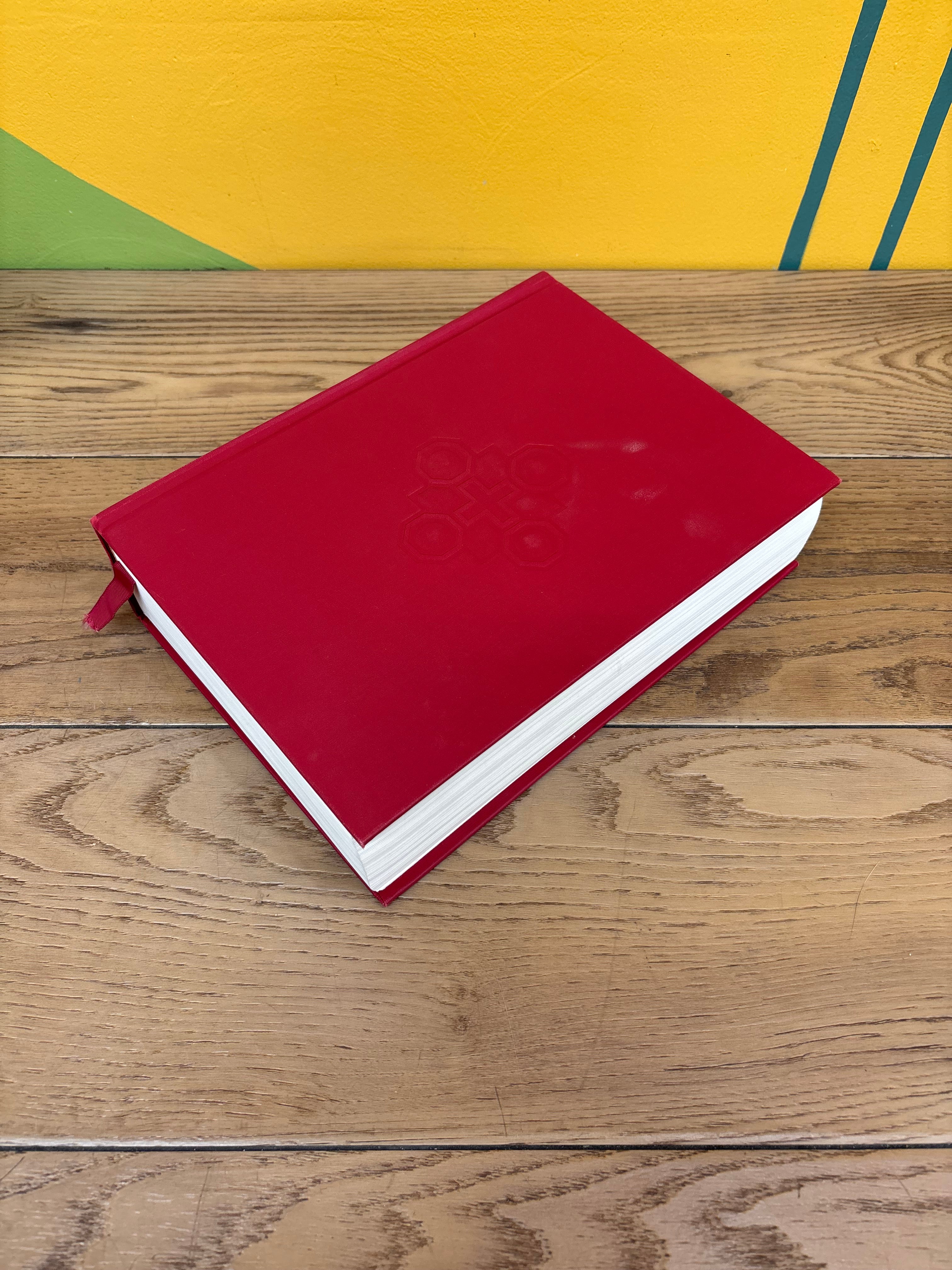 Hardcover Washburn College Bible