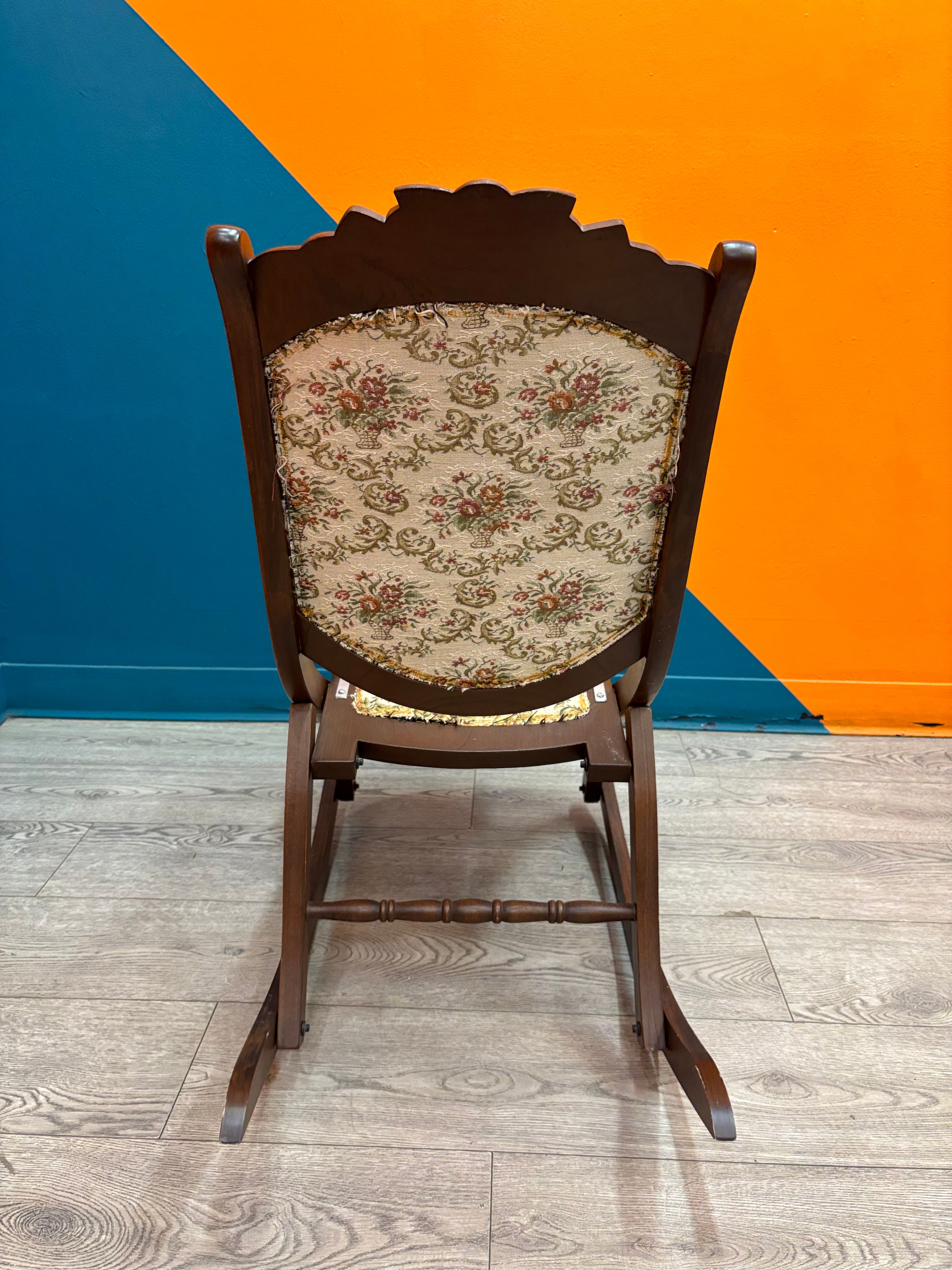 Folding Wood Rocking Chair