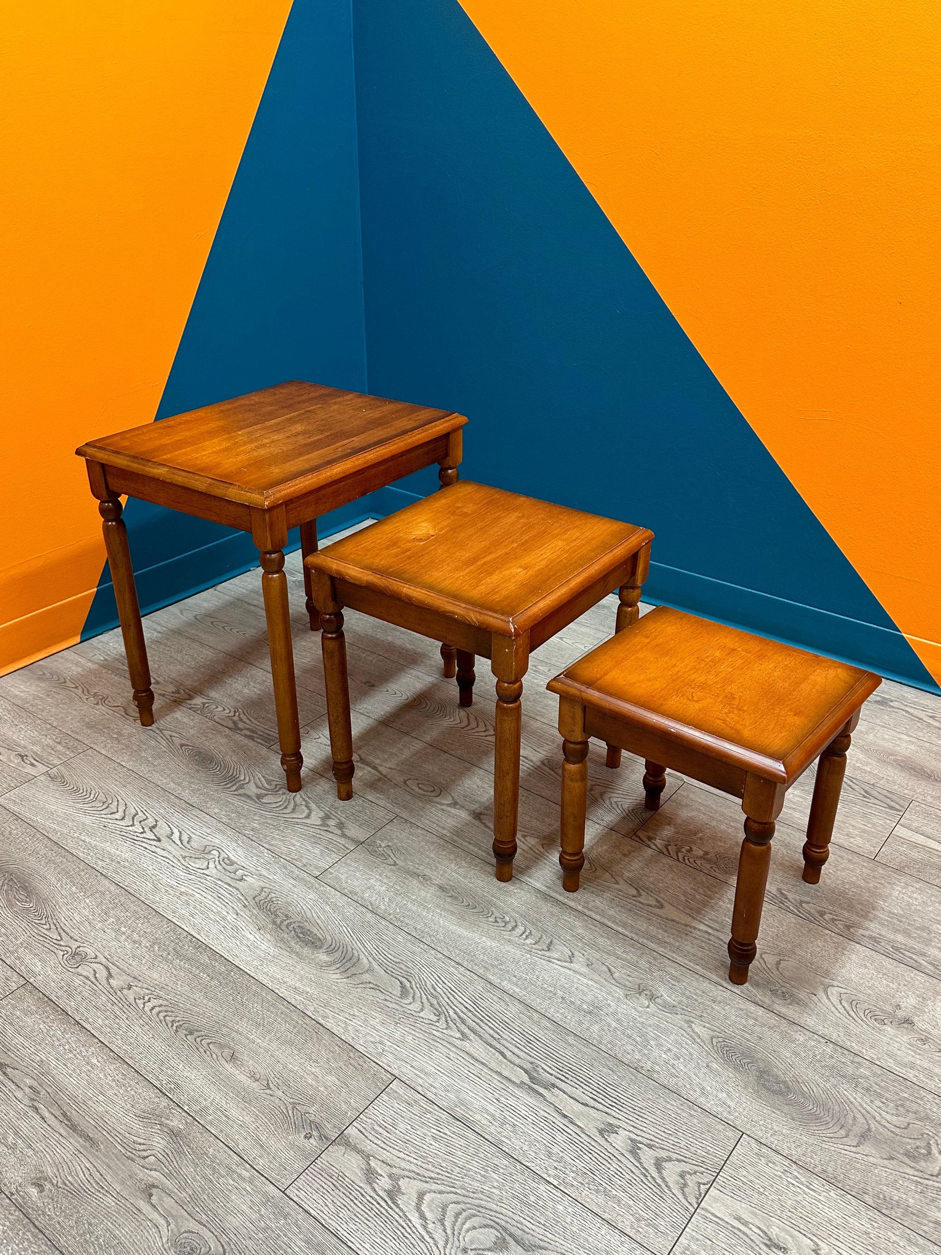 (3) Wooden Nesting Tables