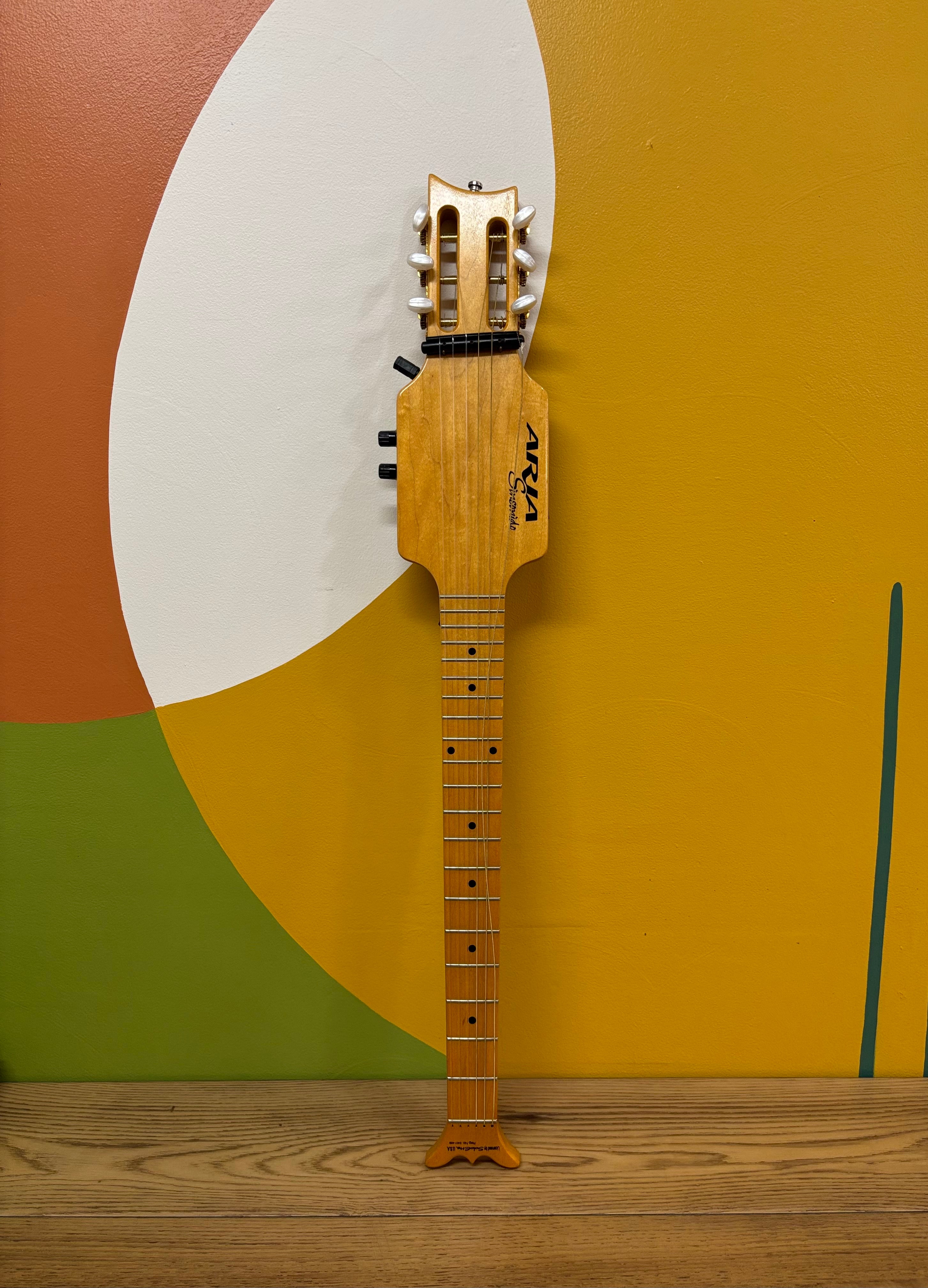 Aria Sinsonido Travel Guitar