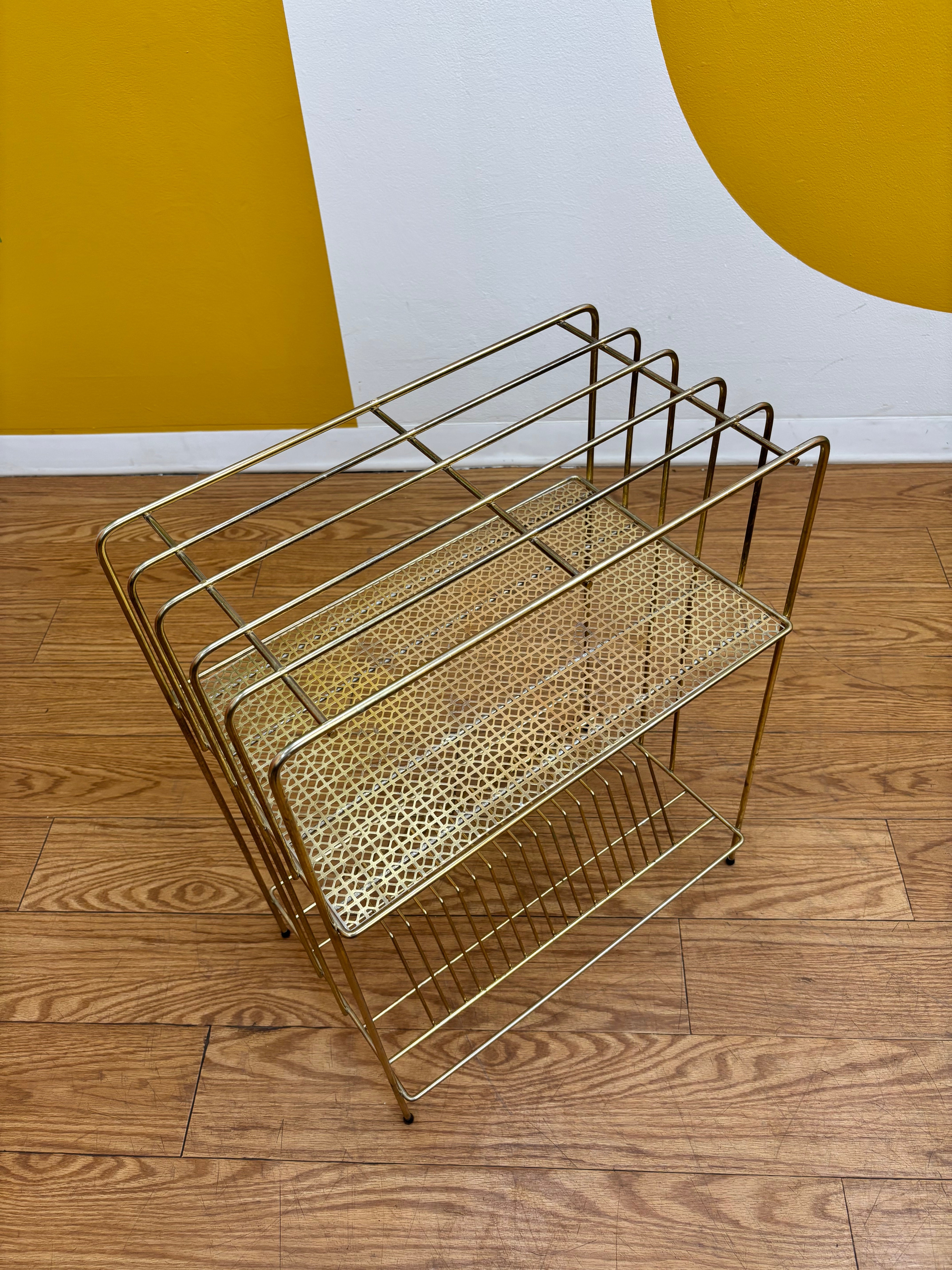 Metal Record Player Stand