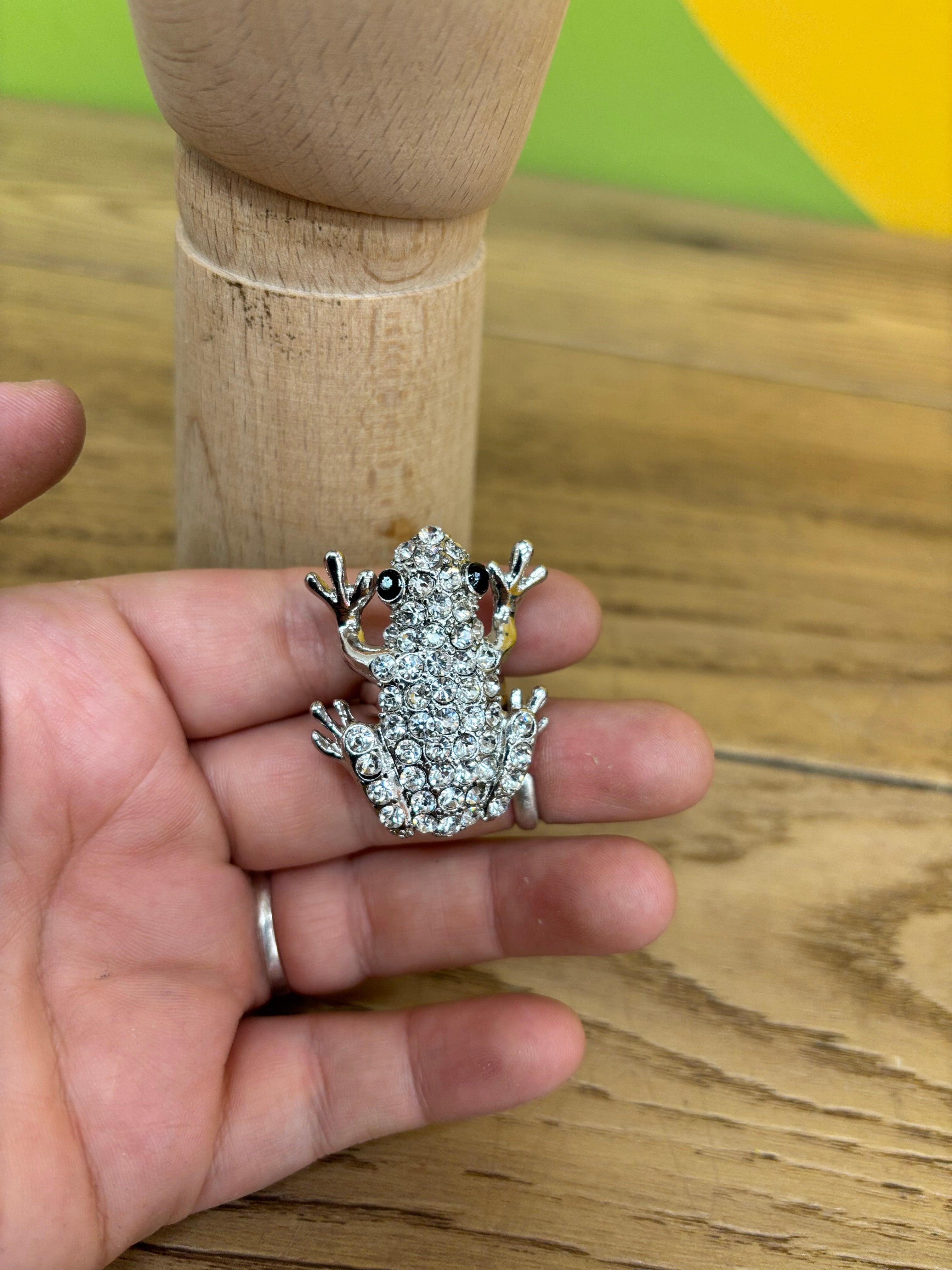 Large Frog Ring