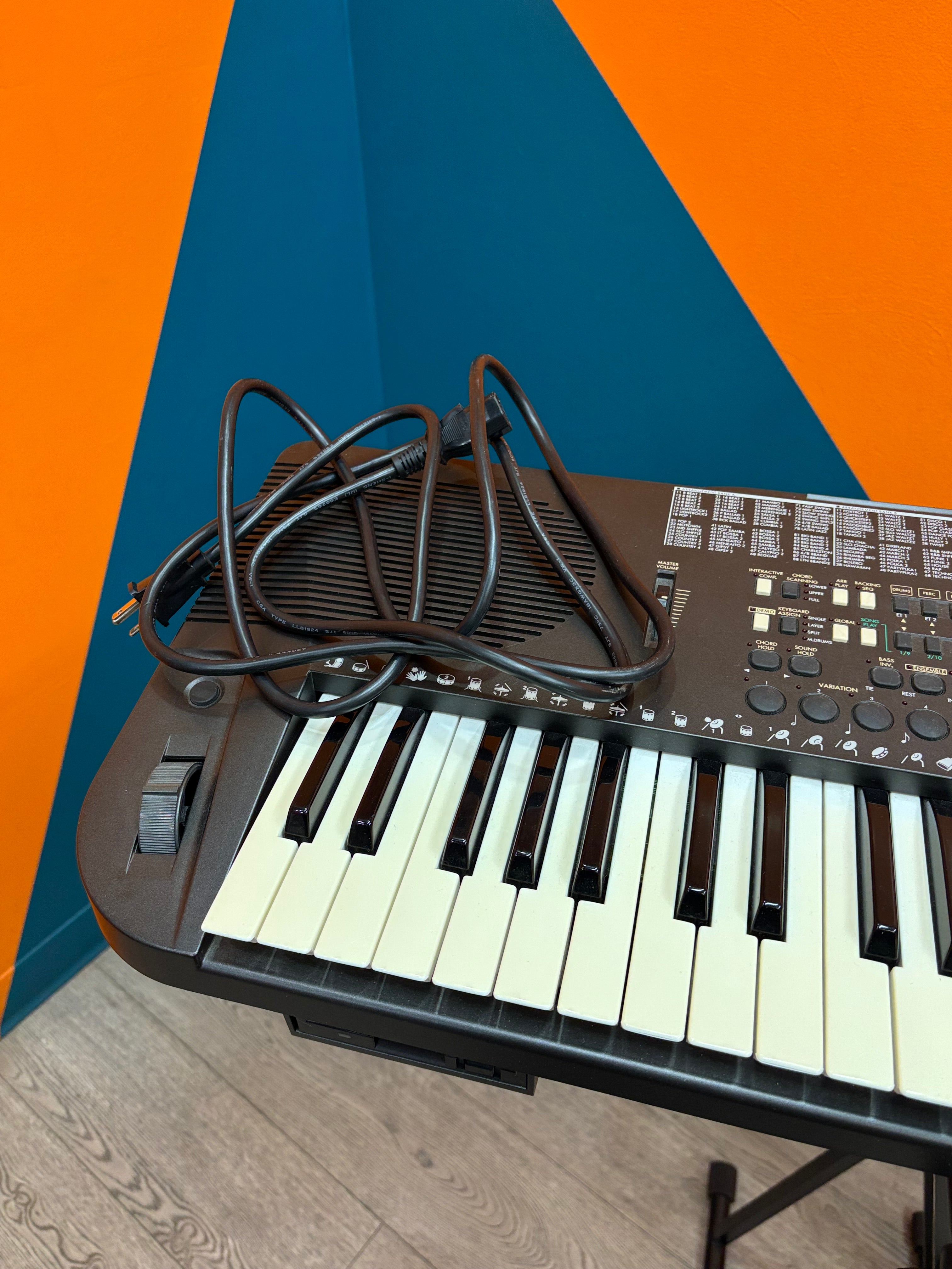 The Korg i5S Keyboard on Stand