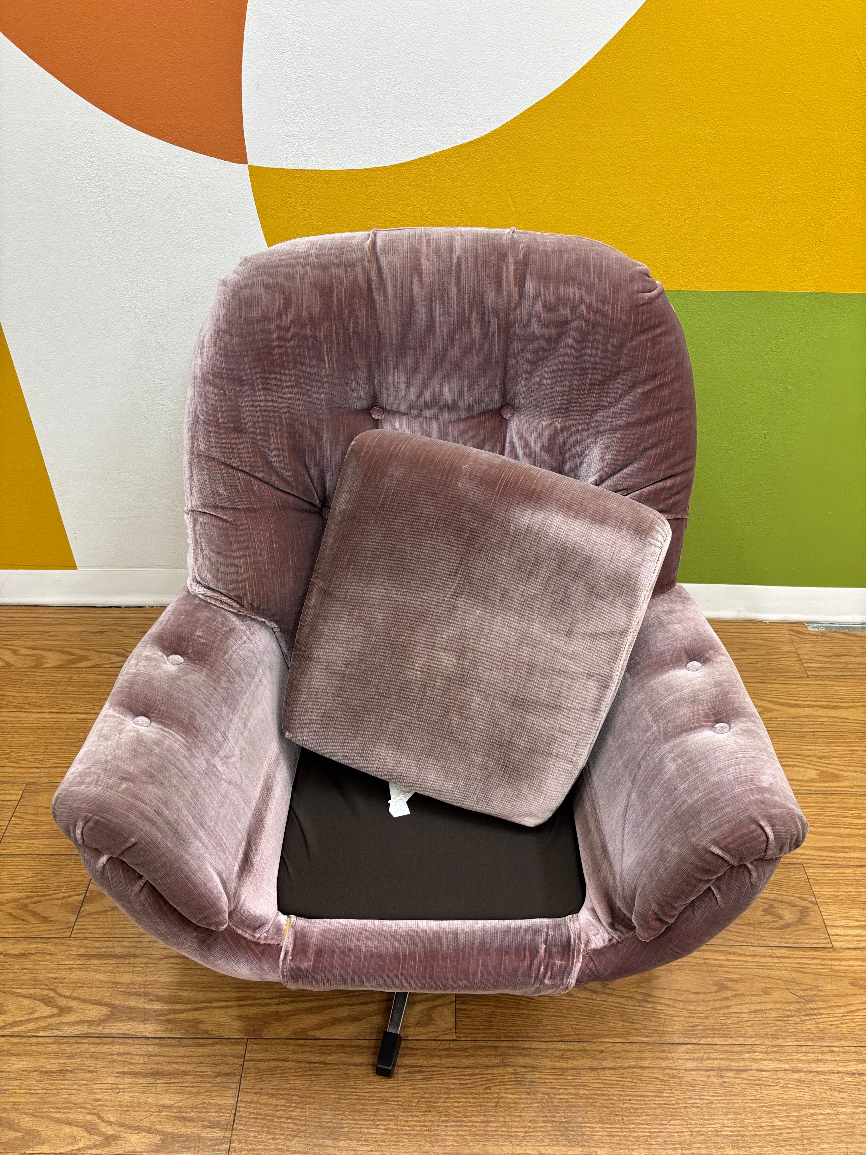 Velvet Swivel Lounge Chair