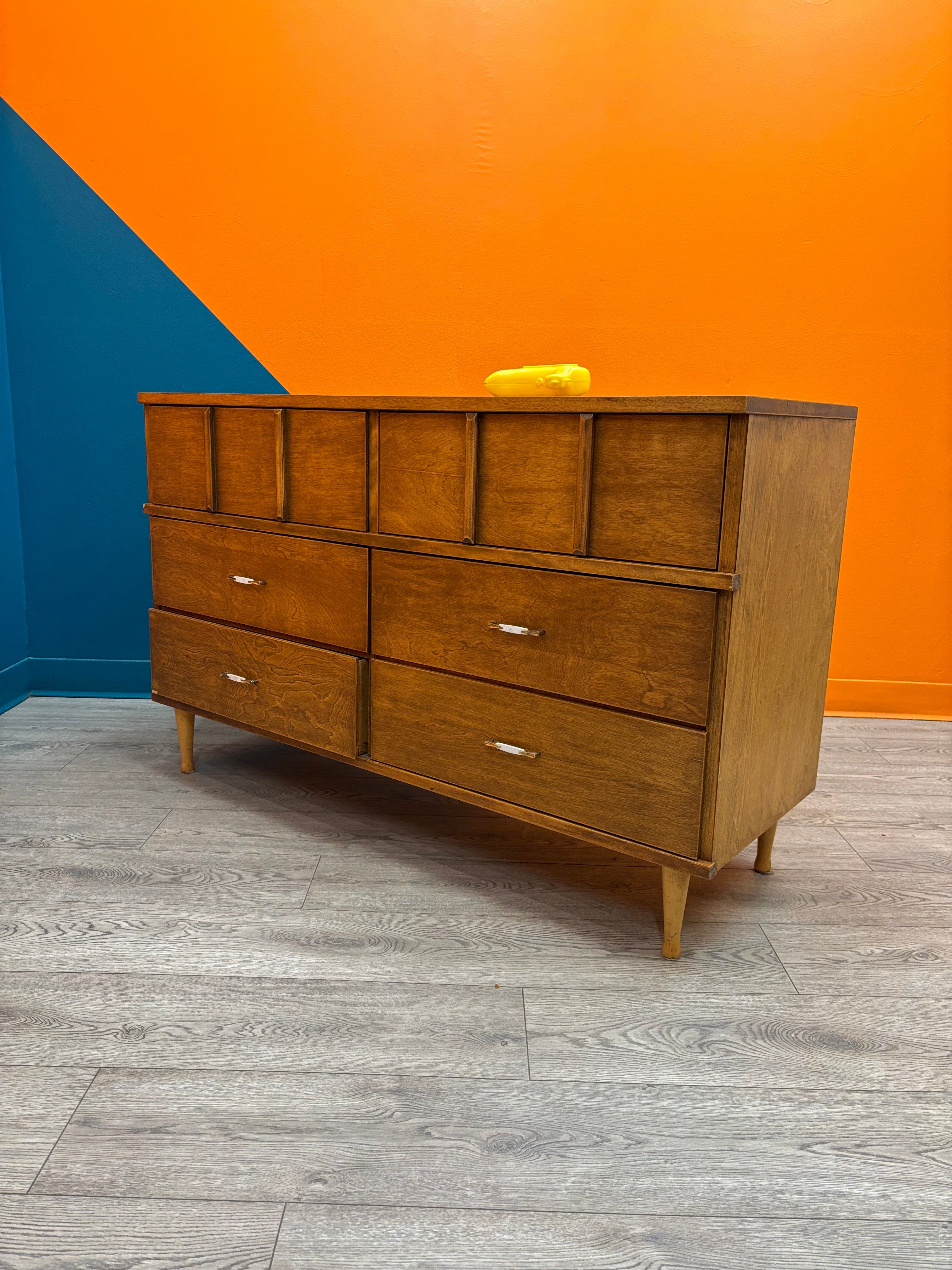 Wood 6 Drawer Dresser (J.W Kilgour & Bro.)