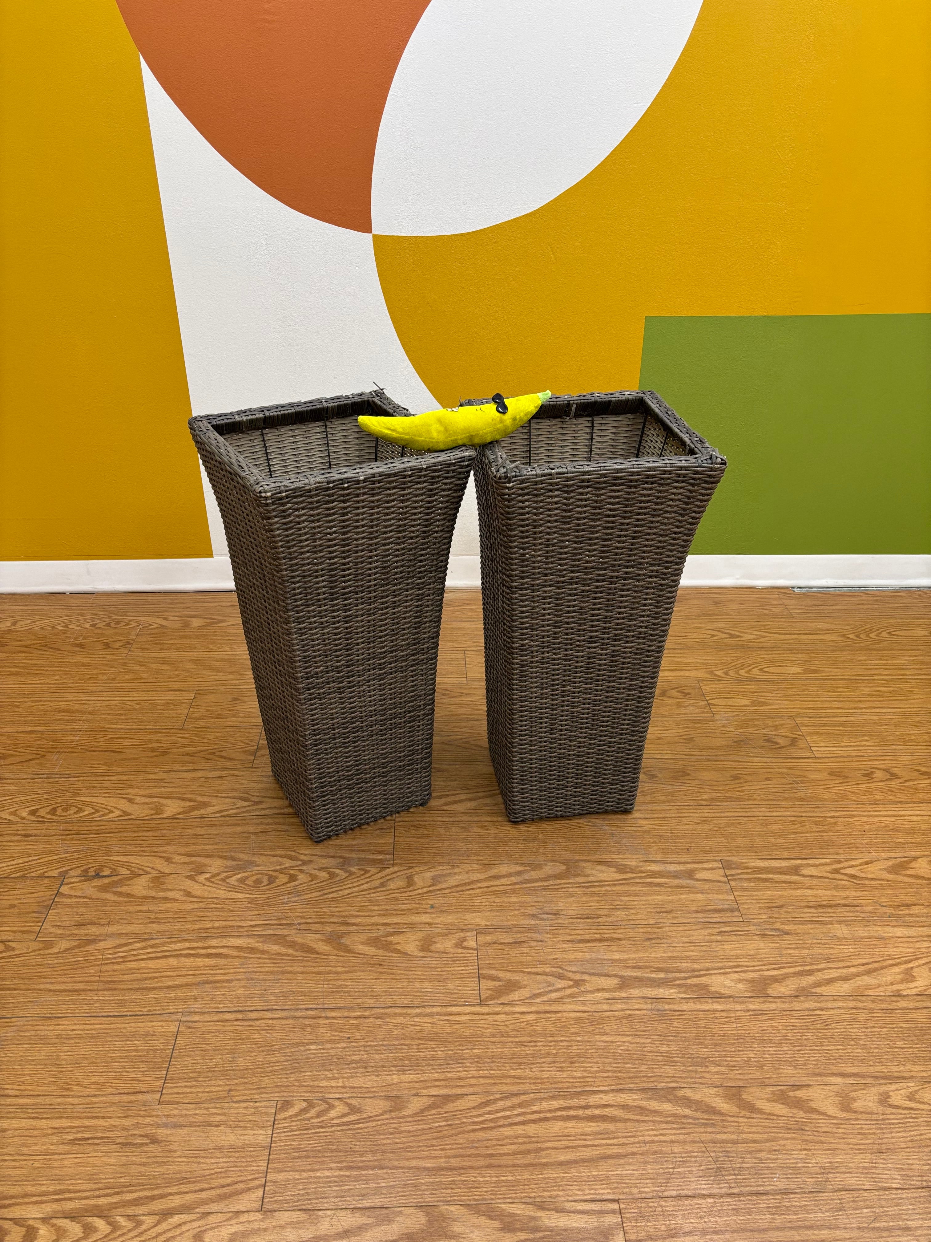 Set of 2 Wicker Planters