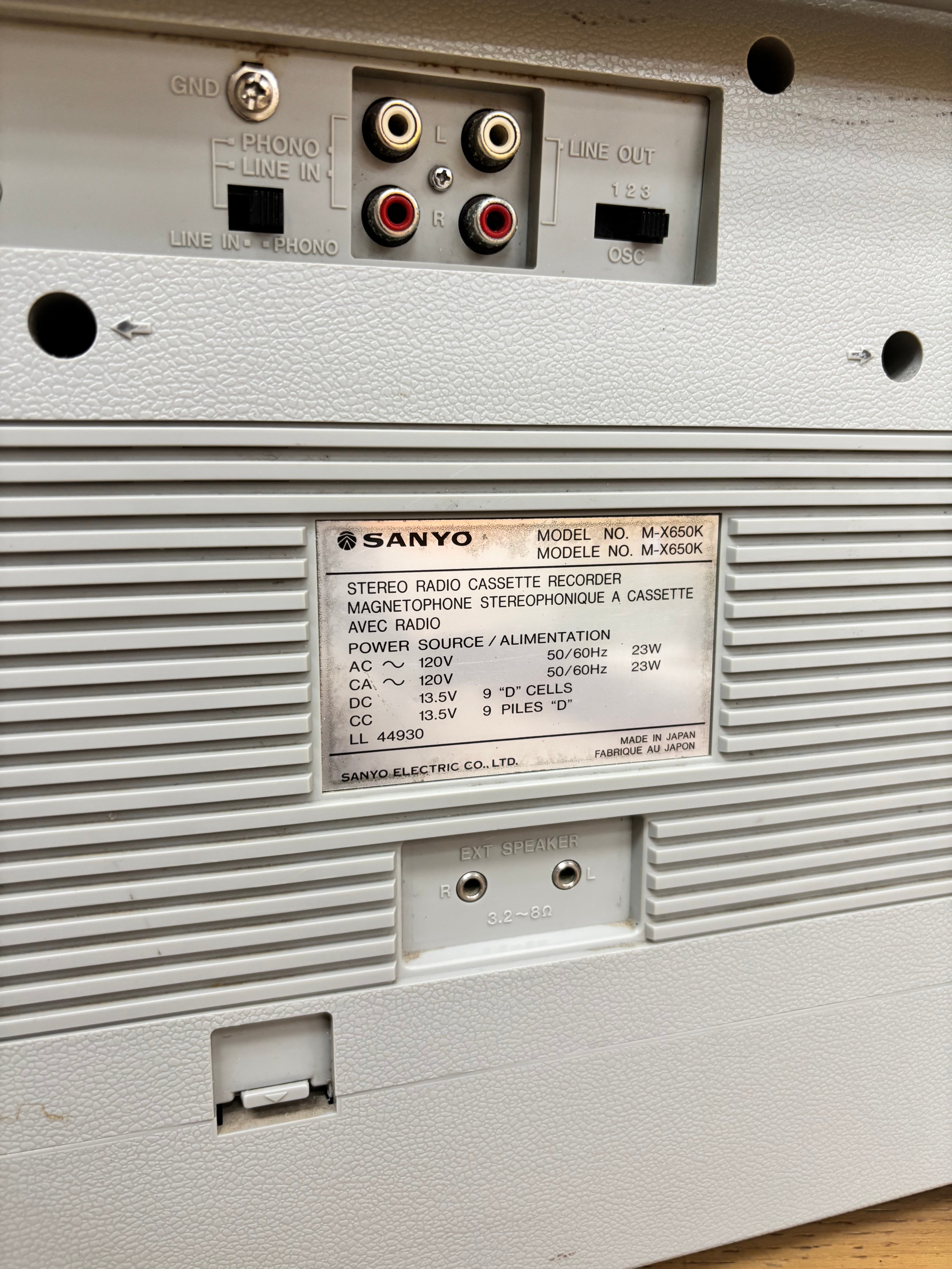 Sanyo M-X650 Radio Cassette Recorder Boombox