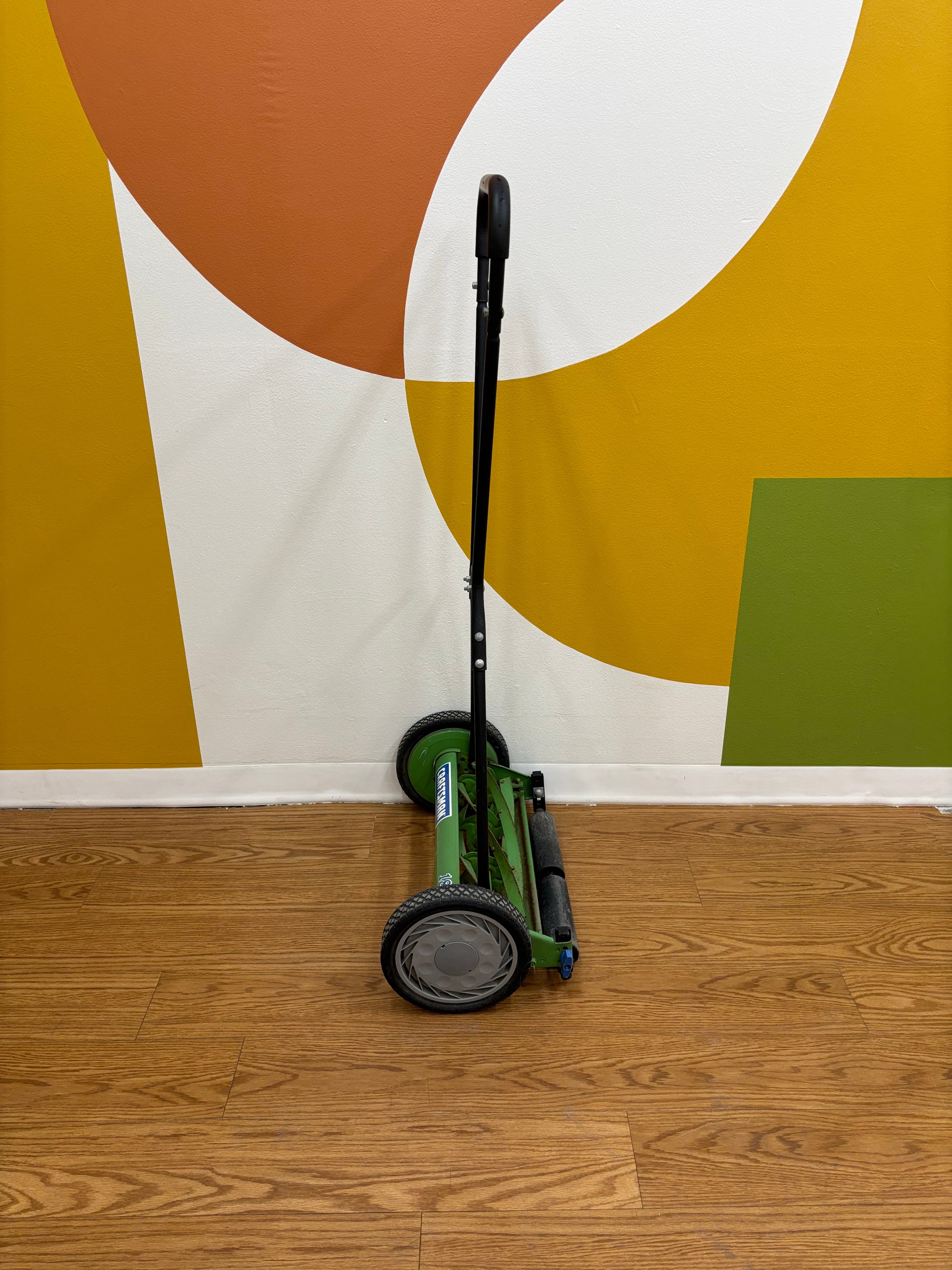 Craftsman 18 inch Manual Lawn Mower