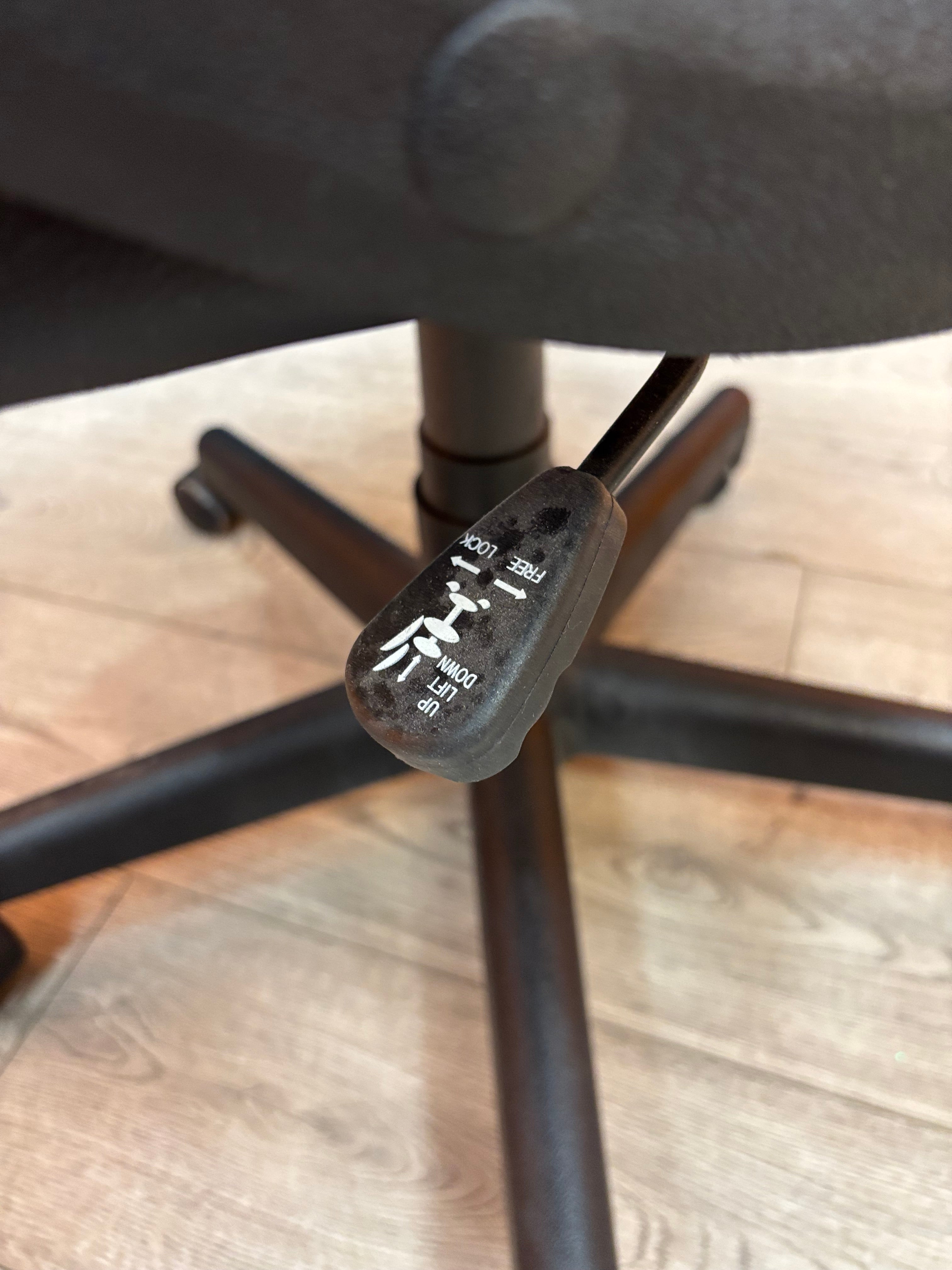 Rolling Office Chair