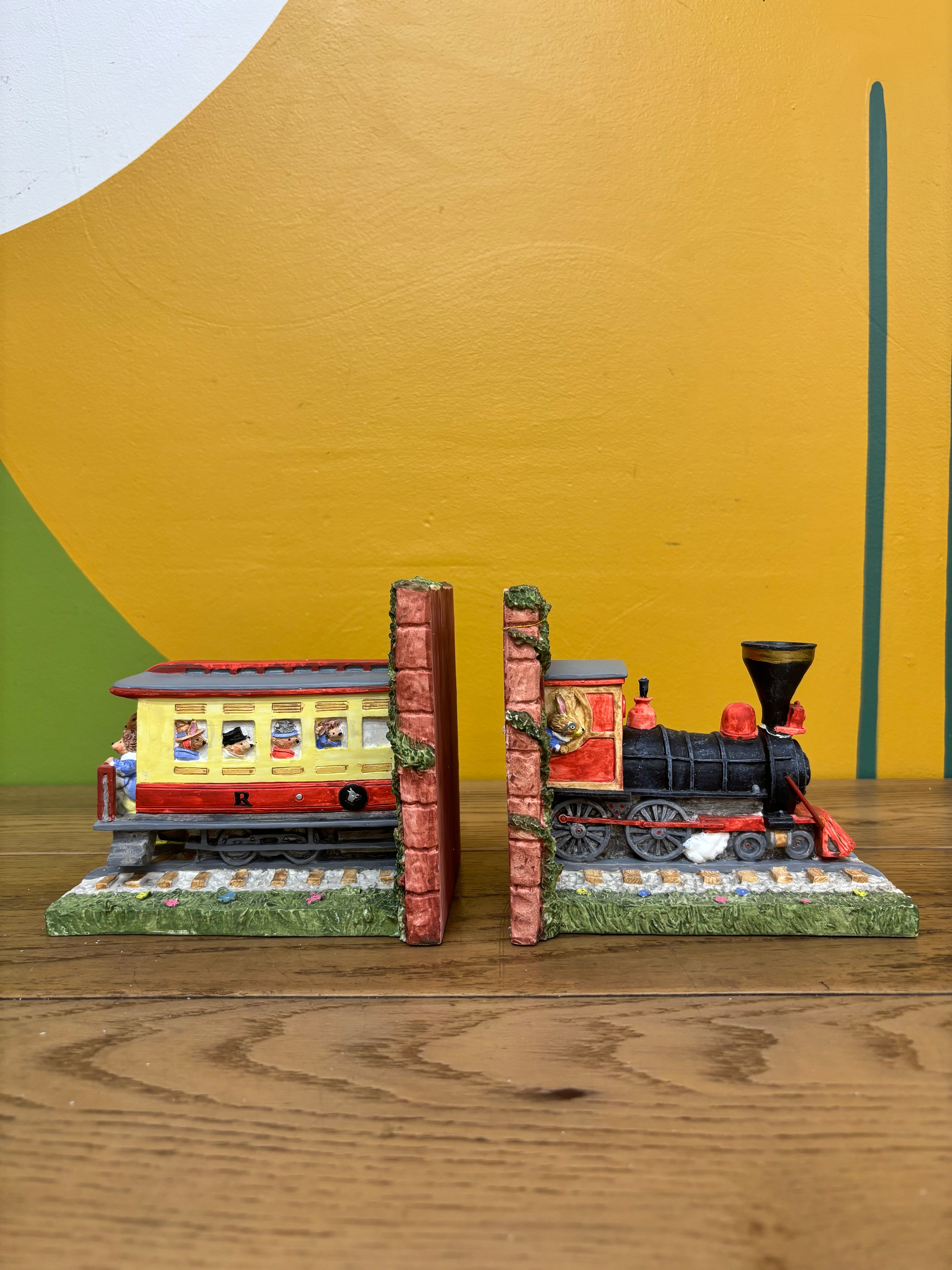 Foxwood Tales Train Bookends