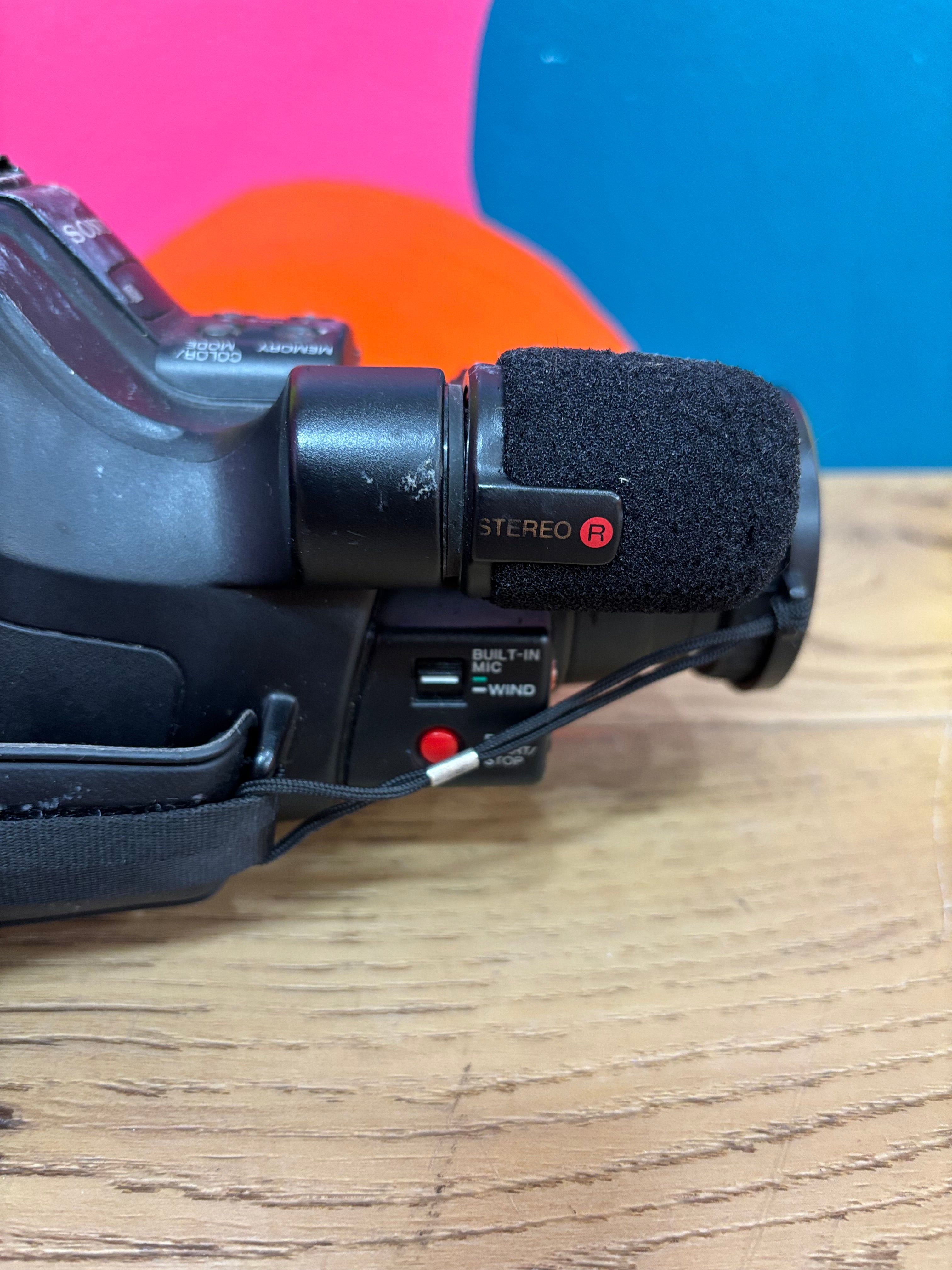 Sony Handycam Video 8 Camcorder (CCD-F77)