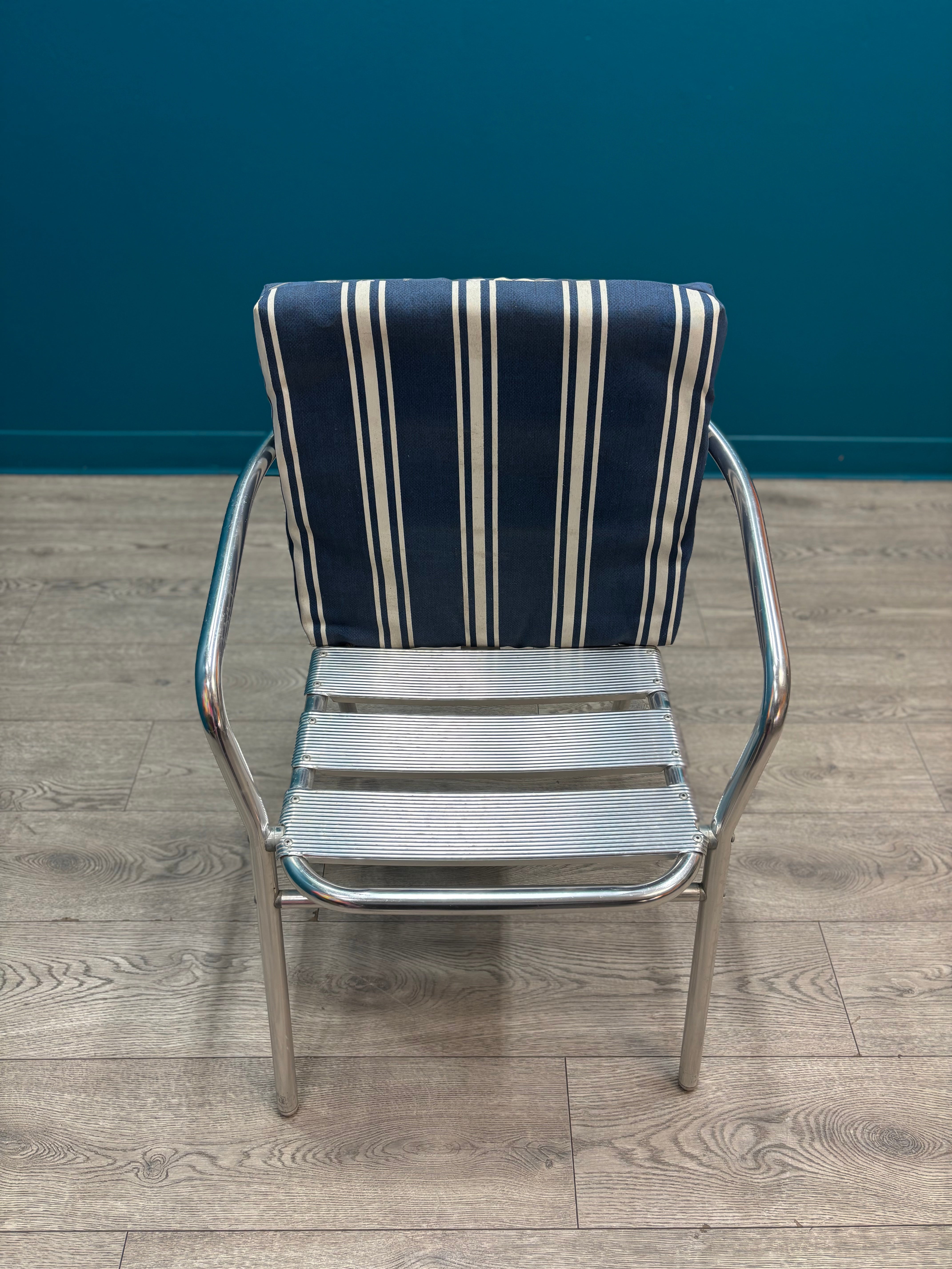 Aluminium Stacking Chairs (2)