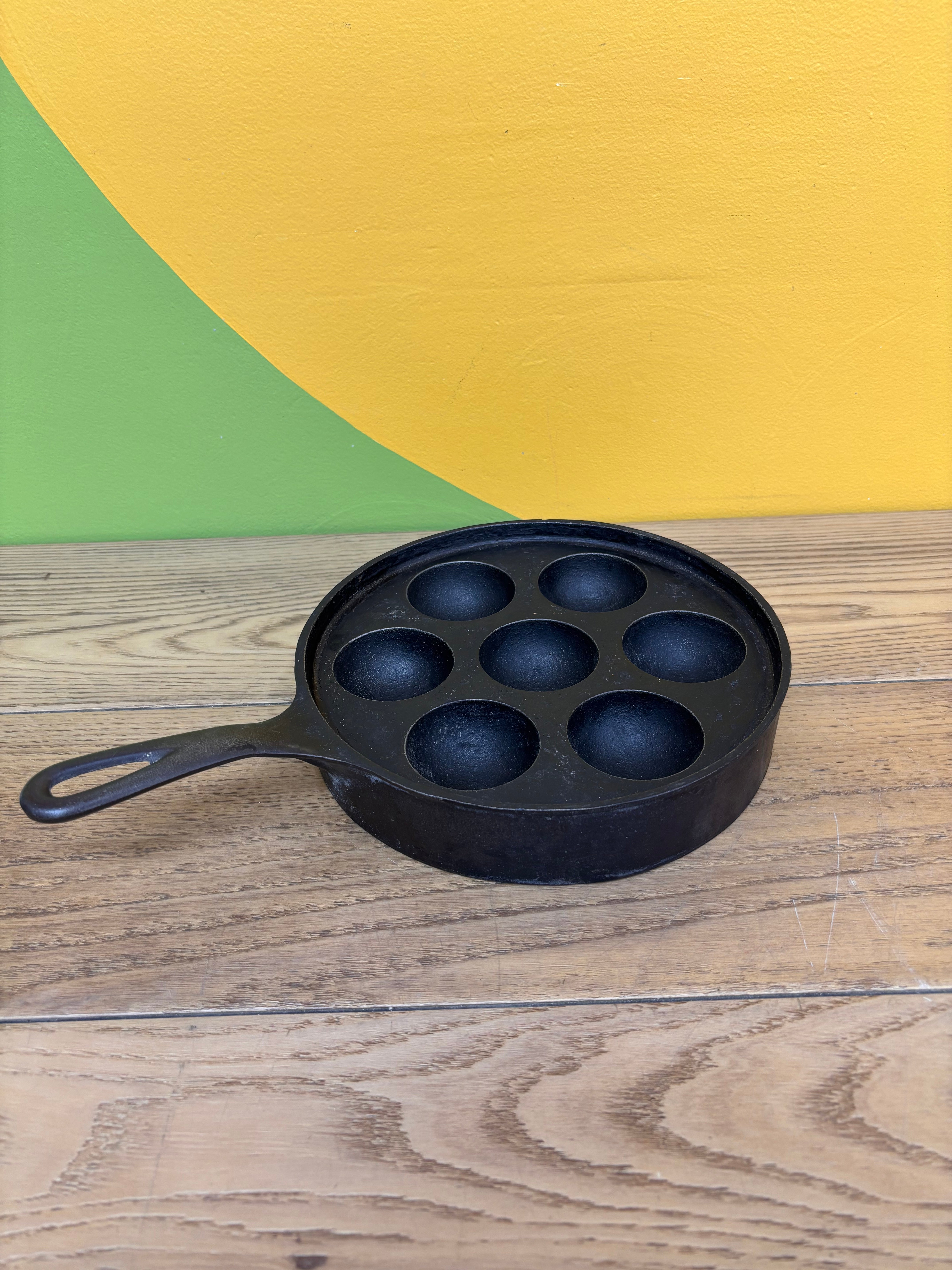 Cast Iron Pancake Puffs Pan