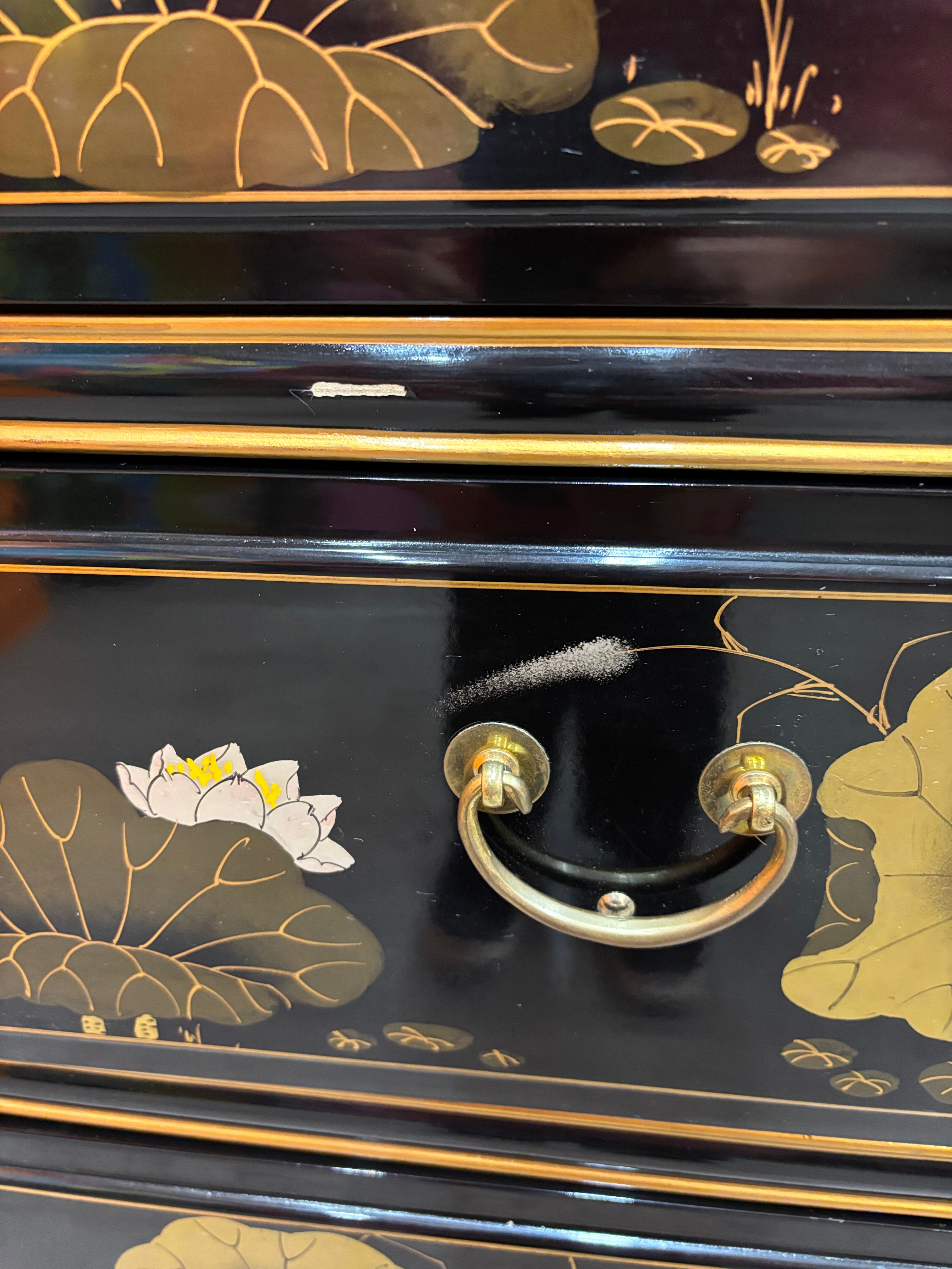 6 Drawer Accent Dresser