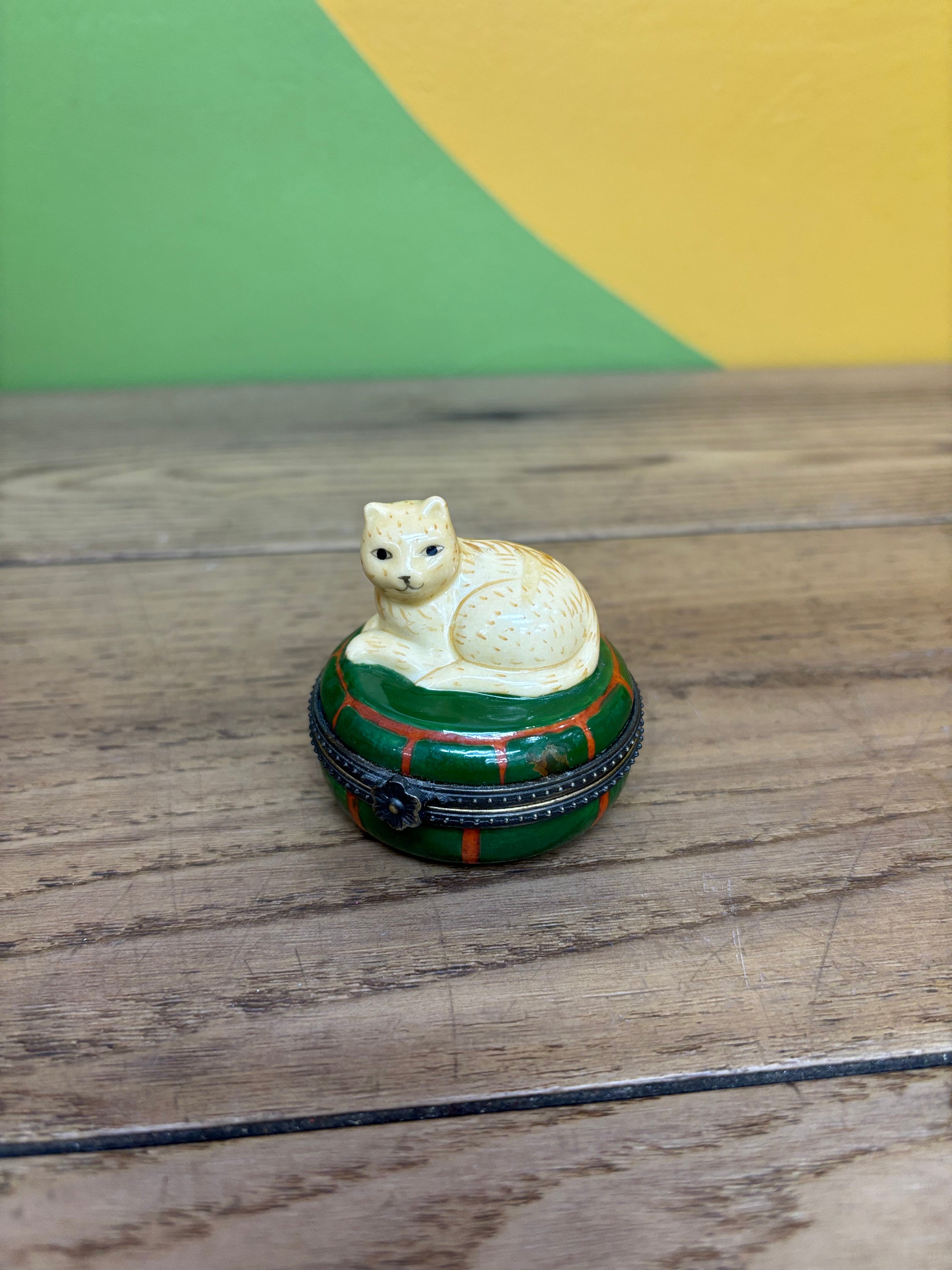 Small Cat Trinket Box