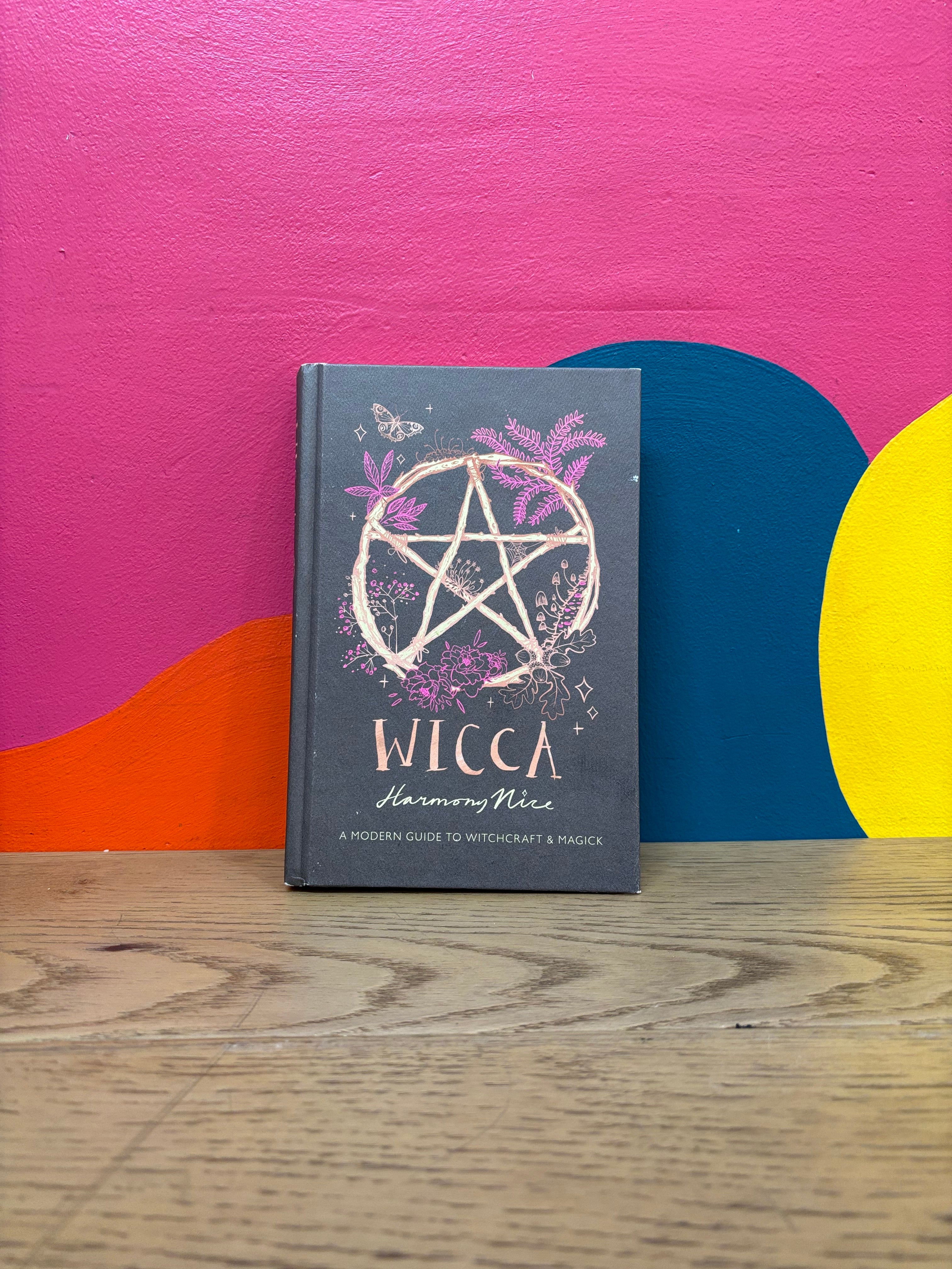Wicca: A Modern Guide to Witchcraft and Magick