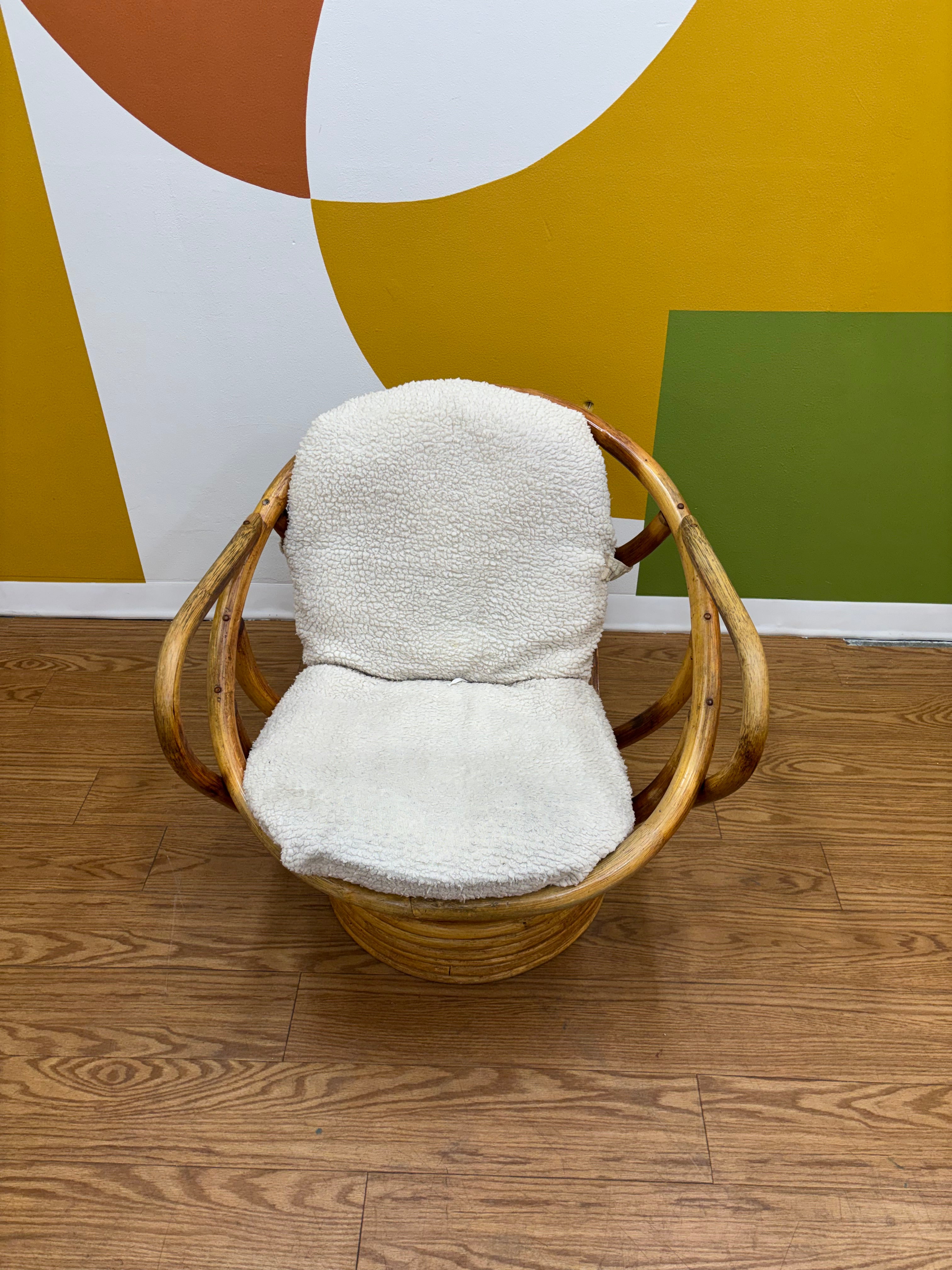Egg Swivel Chair