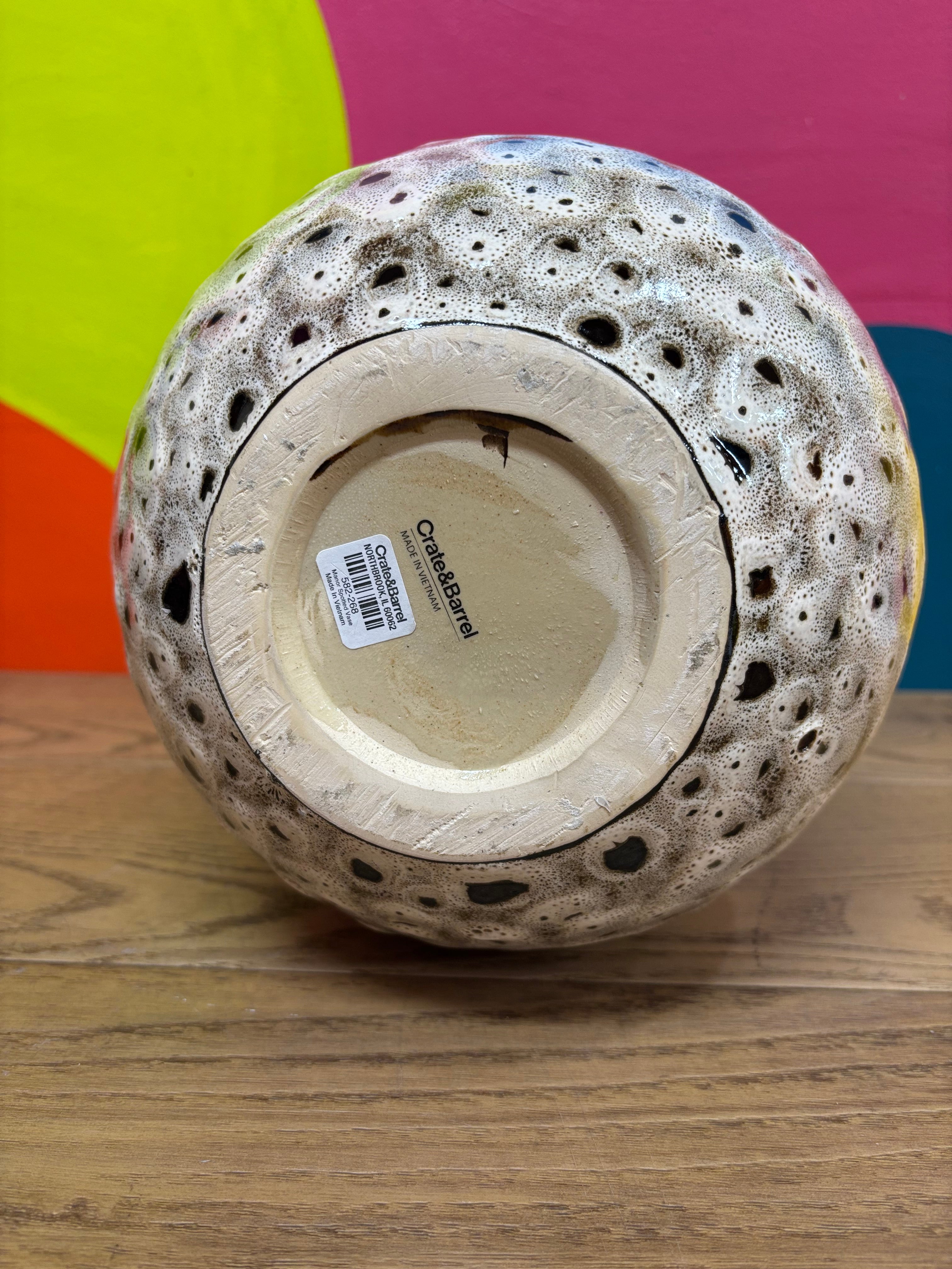 Manor Funnel Neck Black & White Speckled Vase