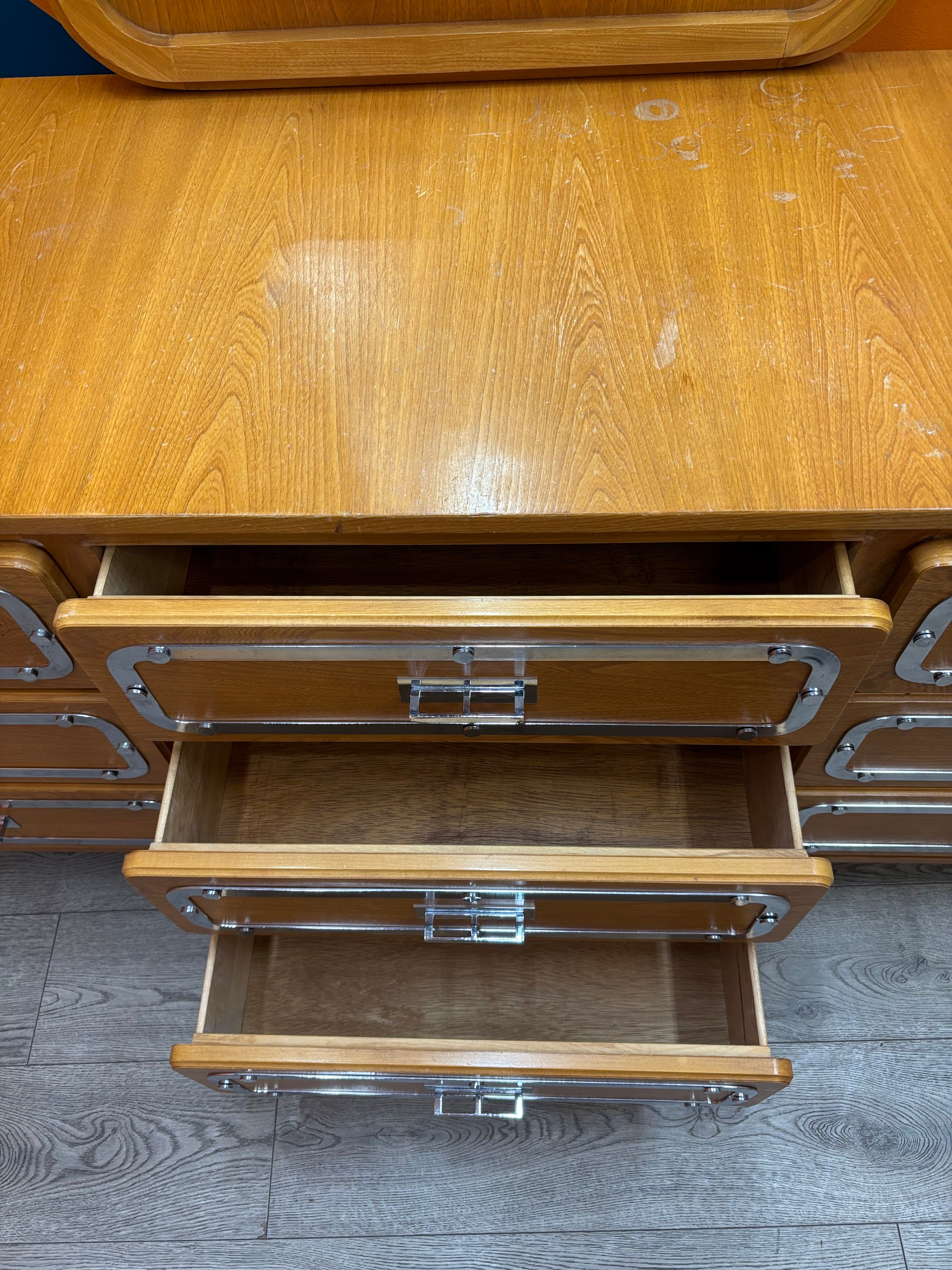 Large 9 Drawer Dresser with Mirror