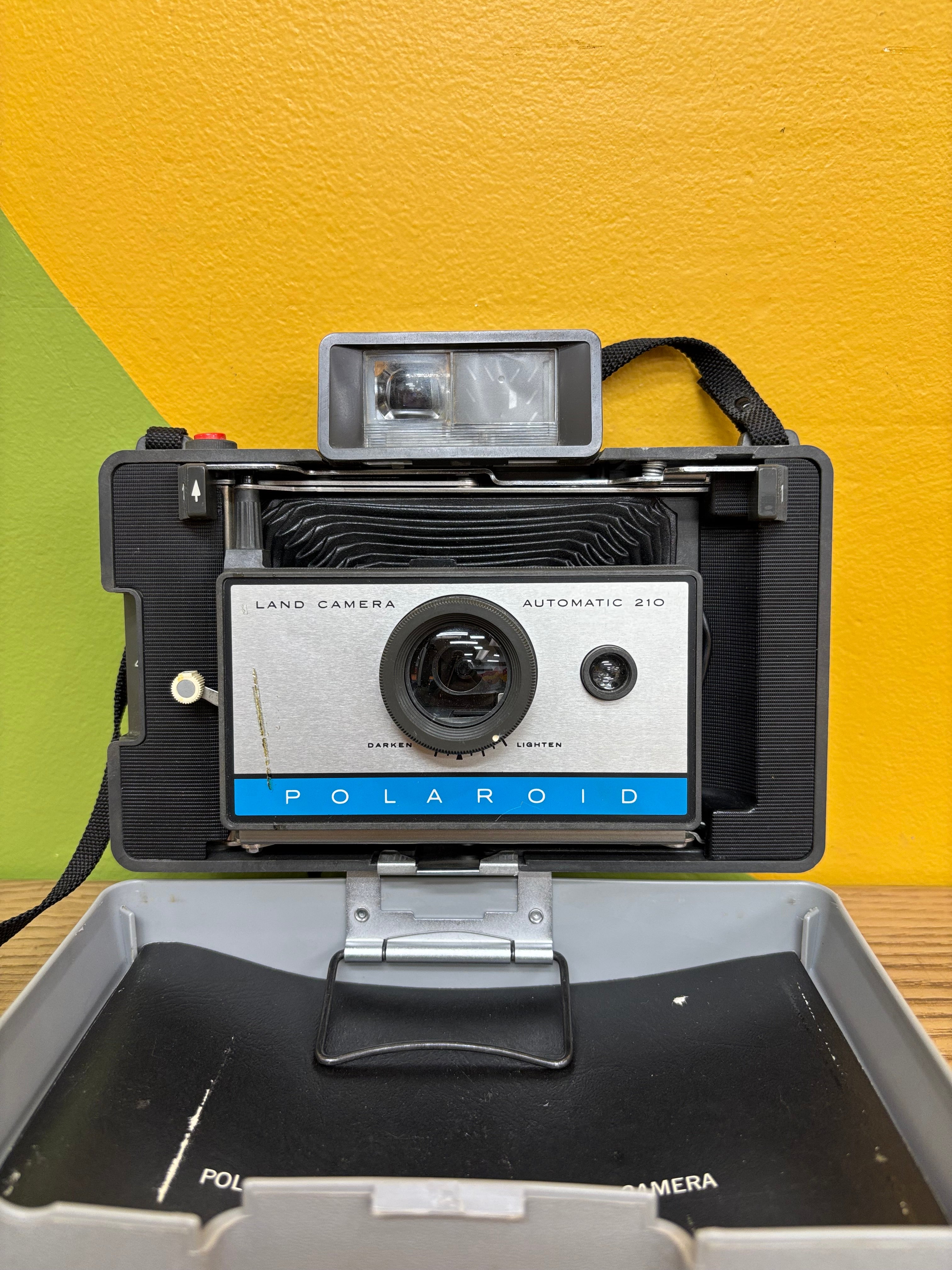 Polaroid Automatic 210 Land Camera