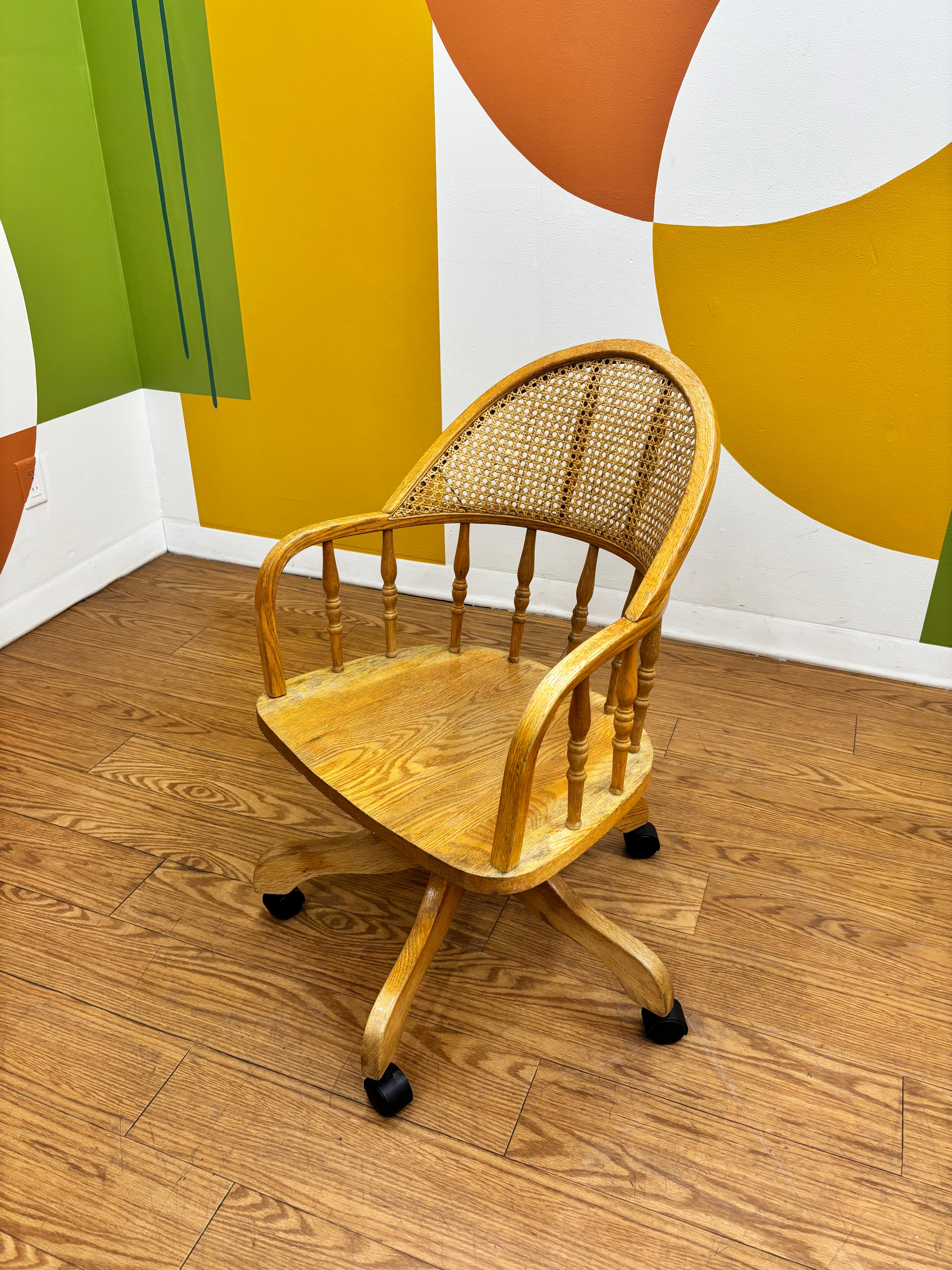 Swivel Desk Chair