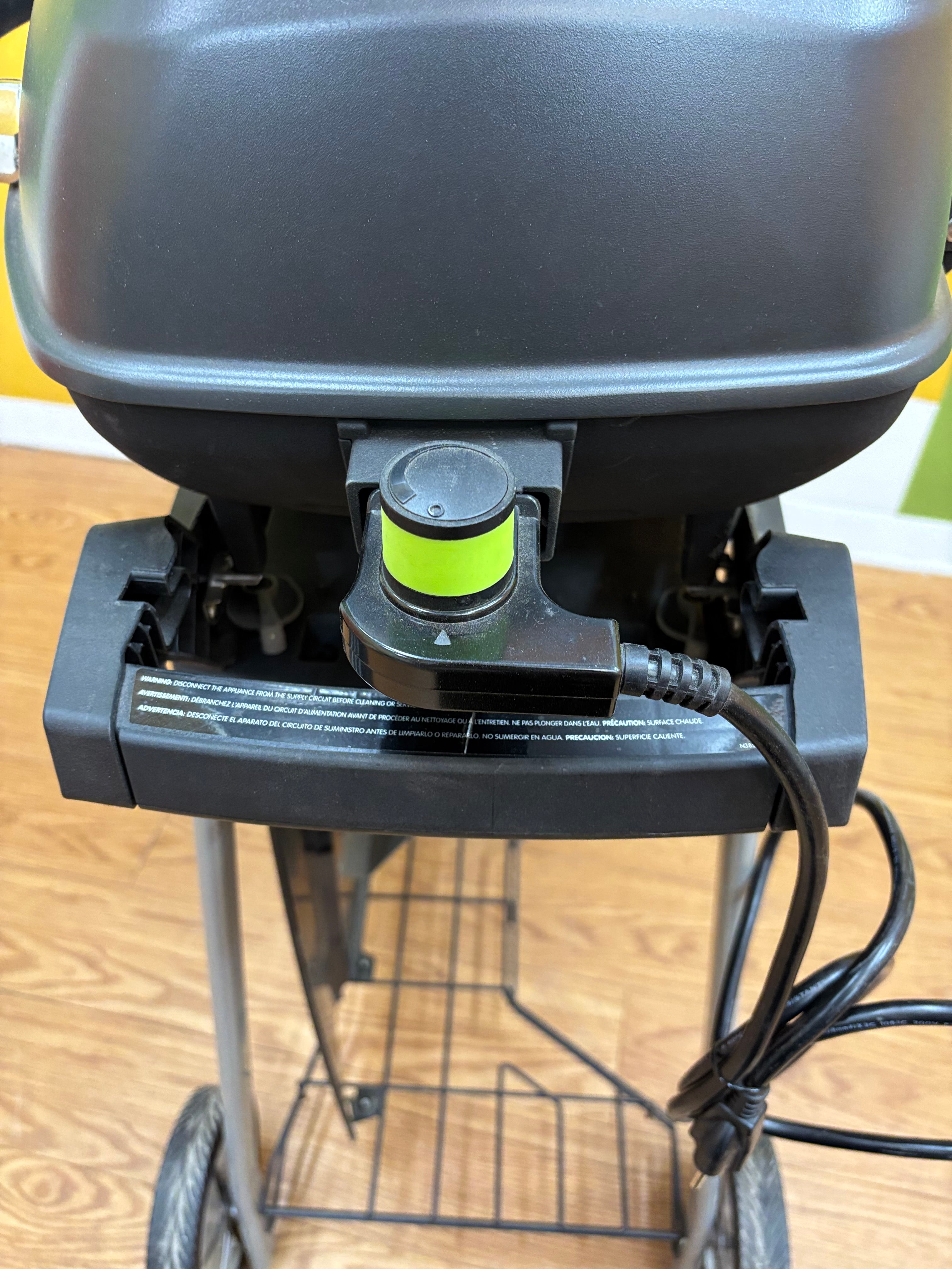 Napoleon Travel Q Portable Propane Gas Grill with Cover