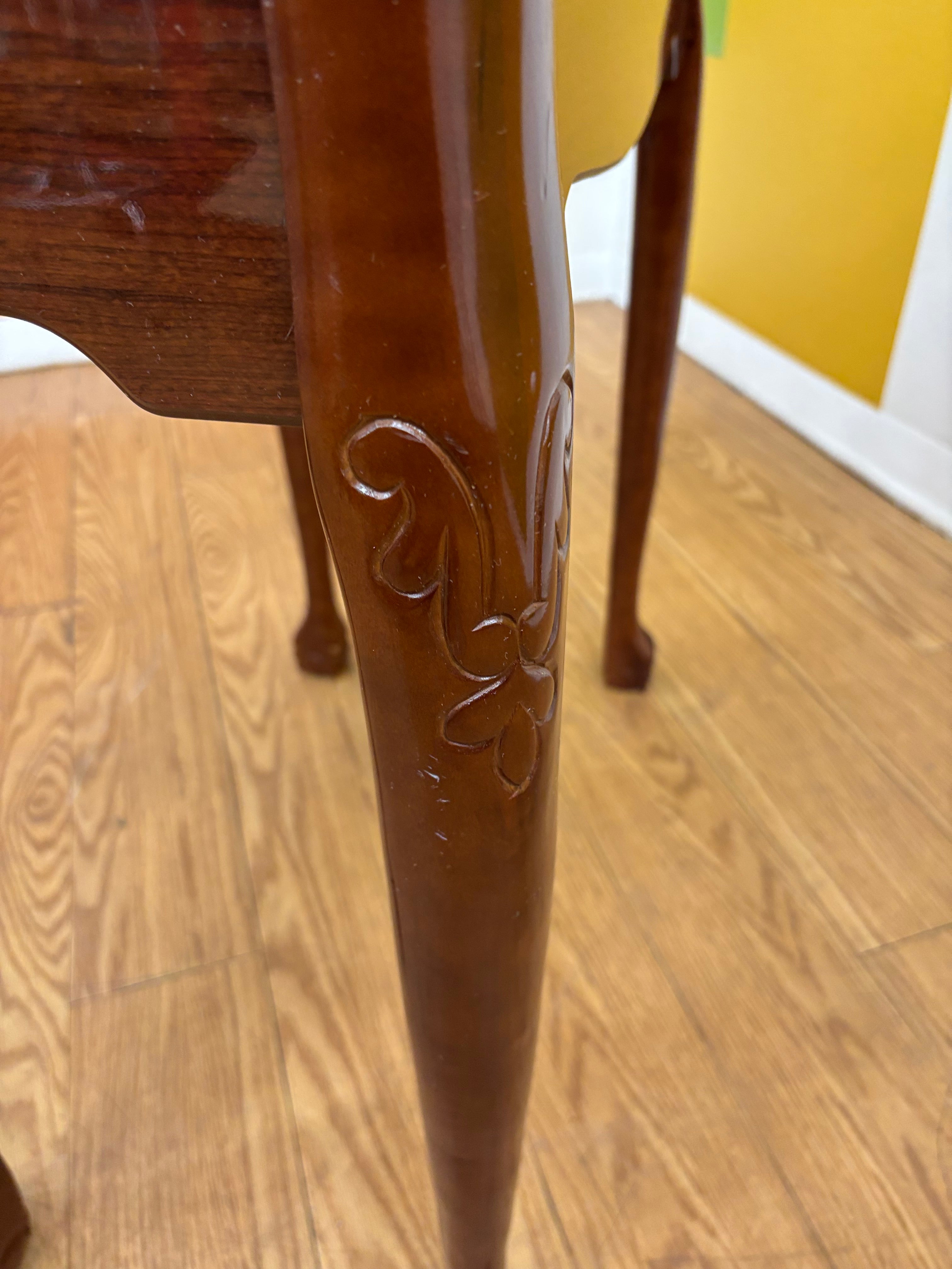 Vanity & Stool Set