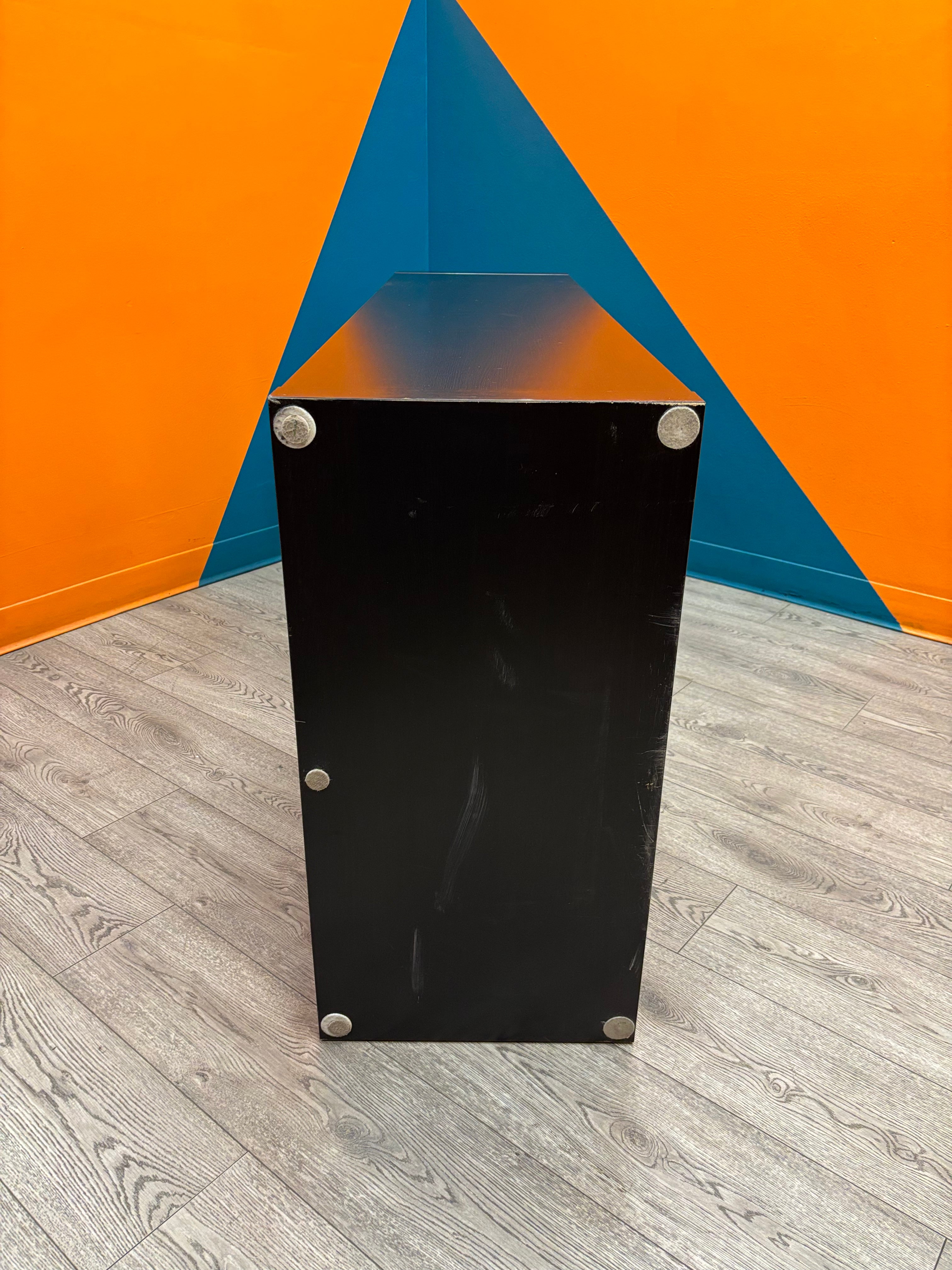 Kallax Shelf - 8 Cube