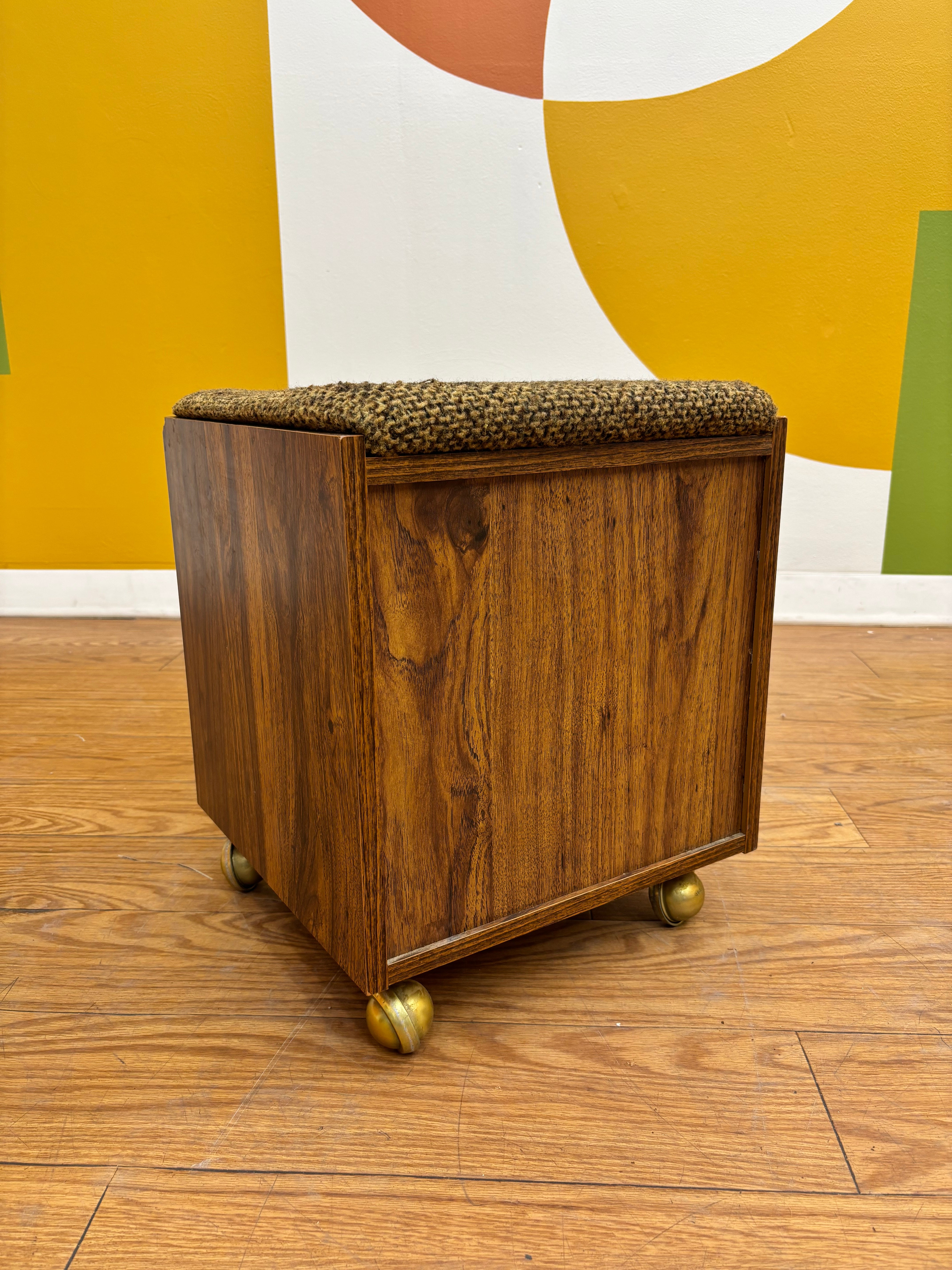 Rolling Stool with Storage