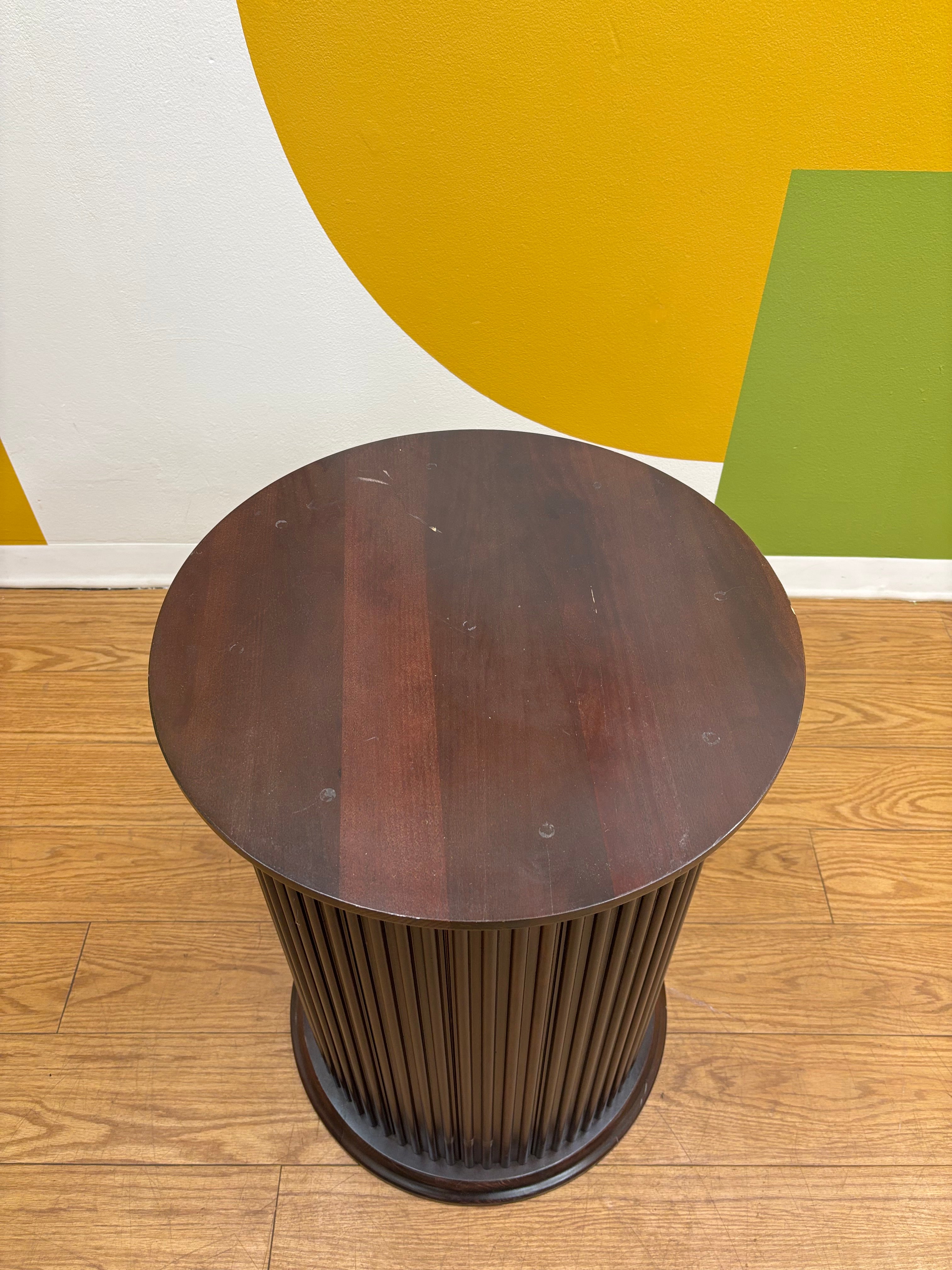 Round Side Table