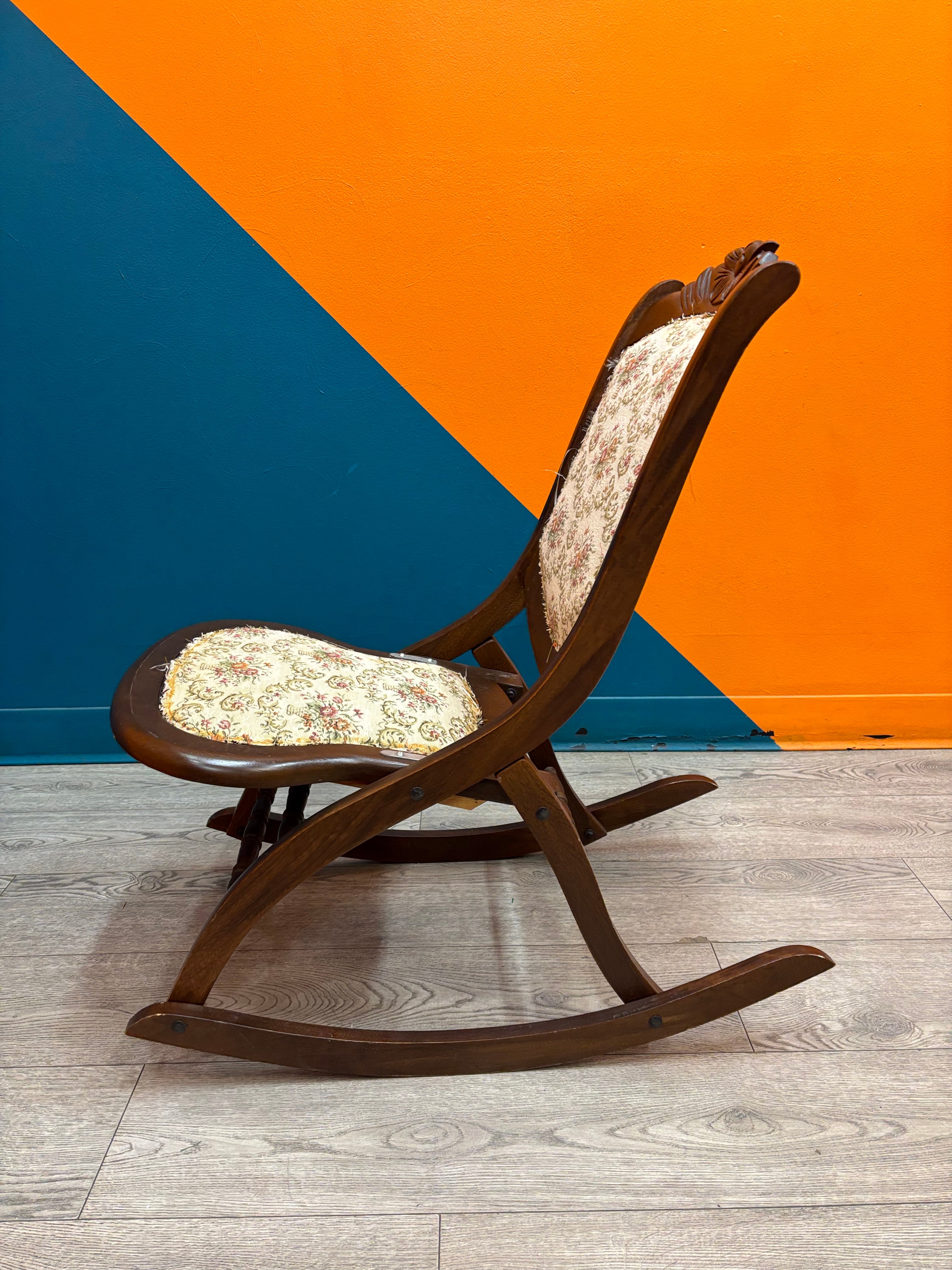 Folding Wood Rocking Chair