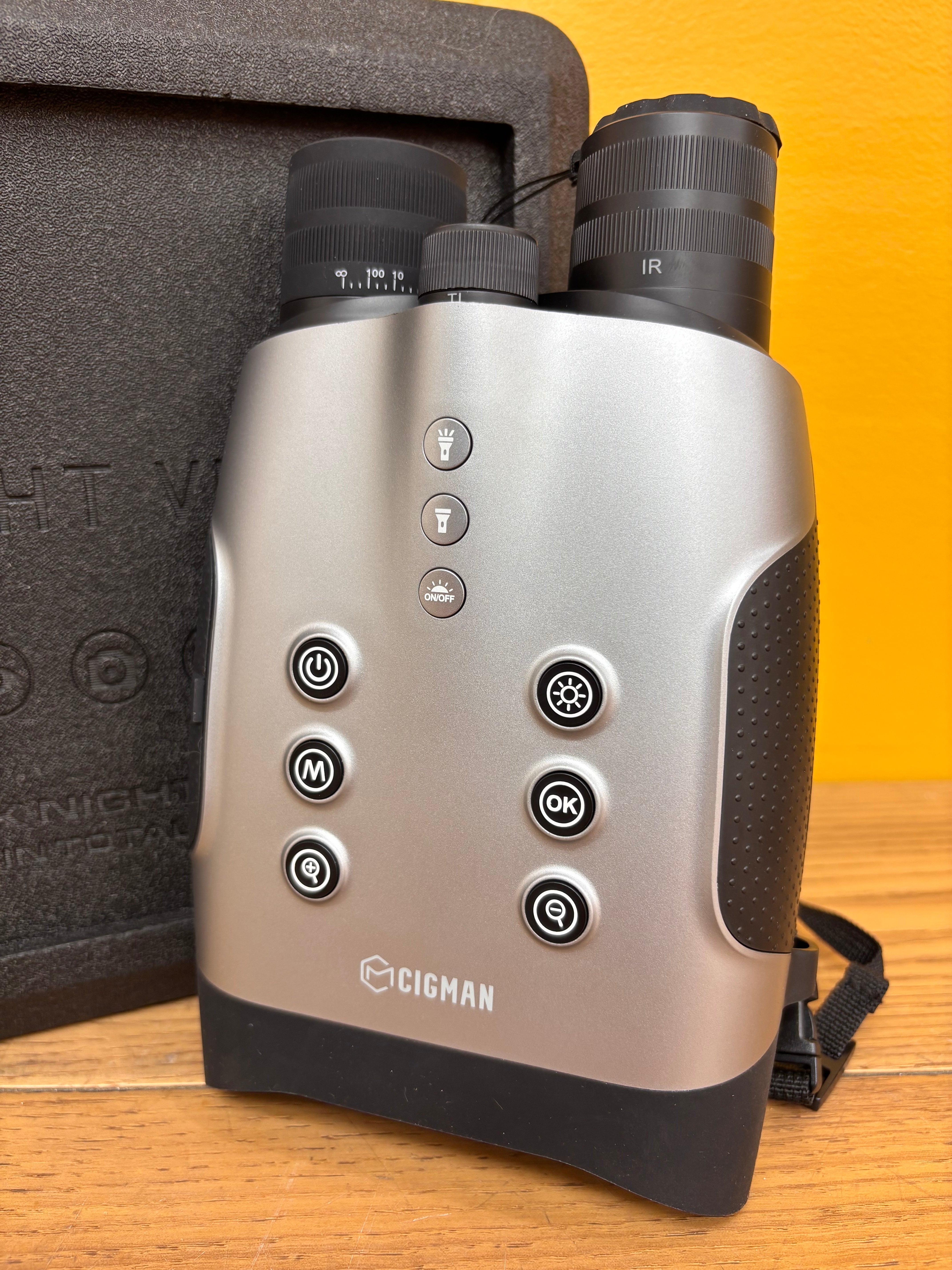 Cigman CNVPRO Digital Night Vision Binoculars