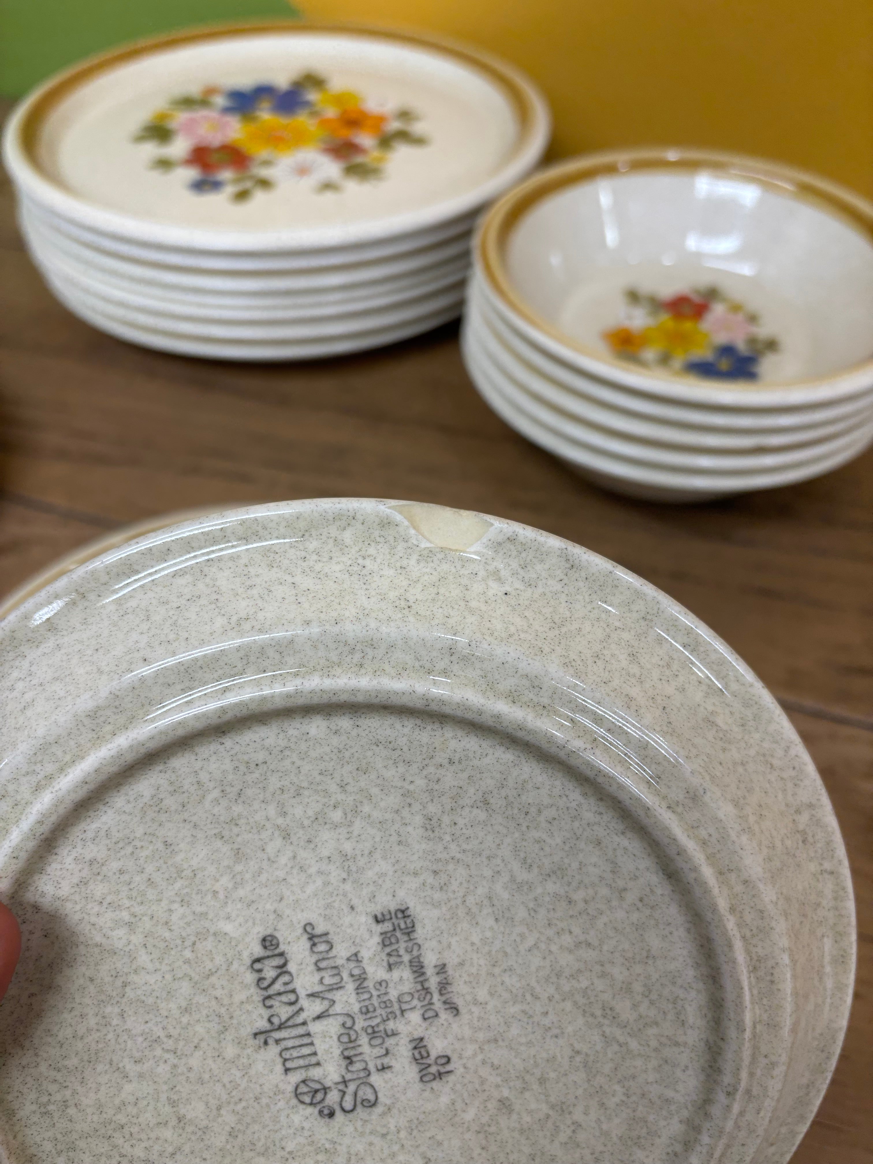 Mikasa Stone Manor Floribunda Plates & Bowls Bundle
