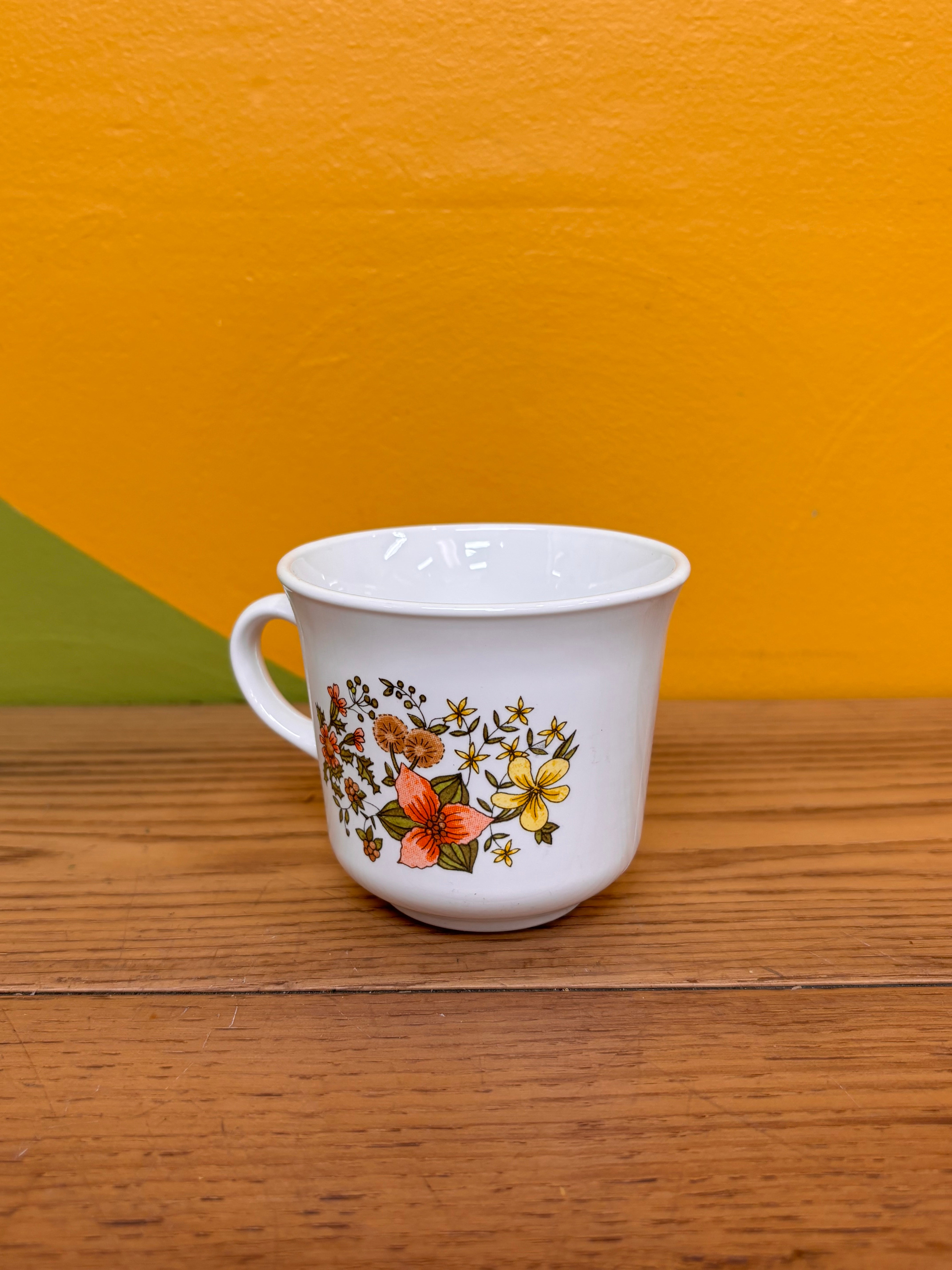 Set of 8 Corning Floral Mugs