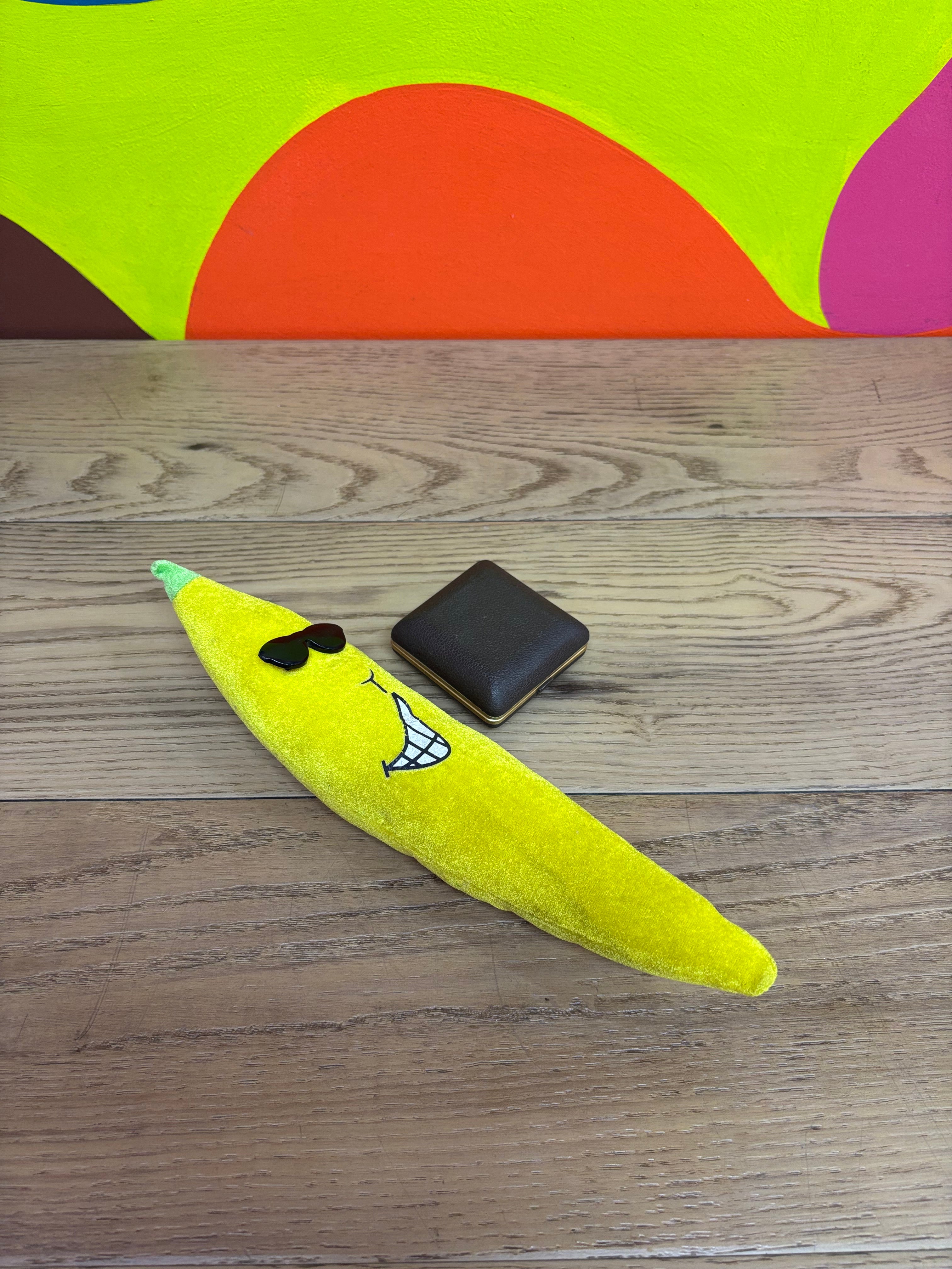 Brentwood Folding Alarm Clock