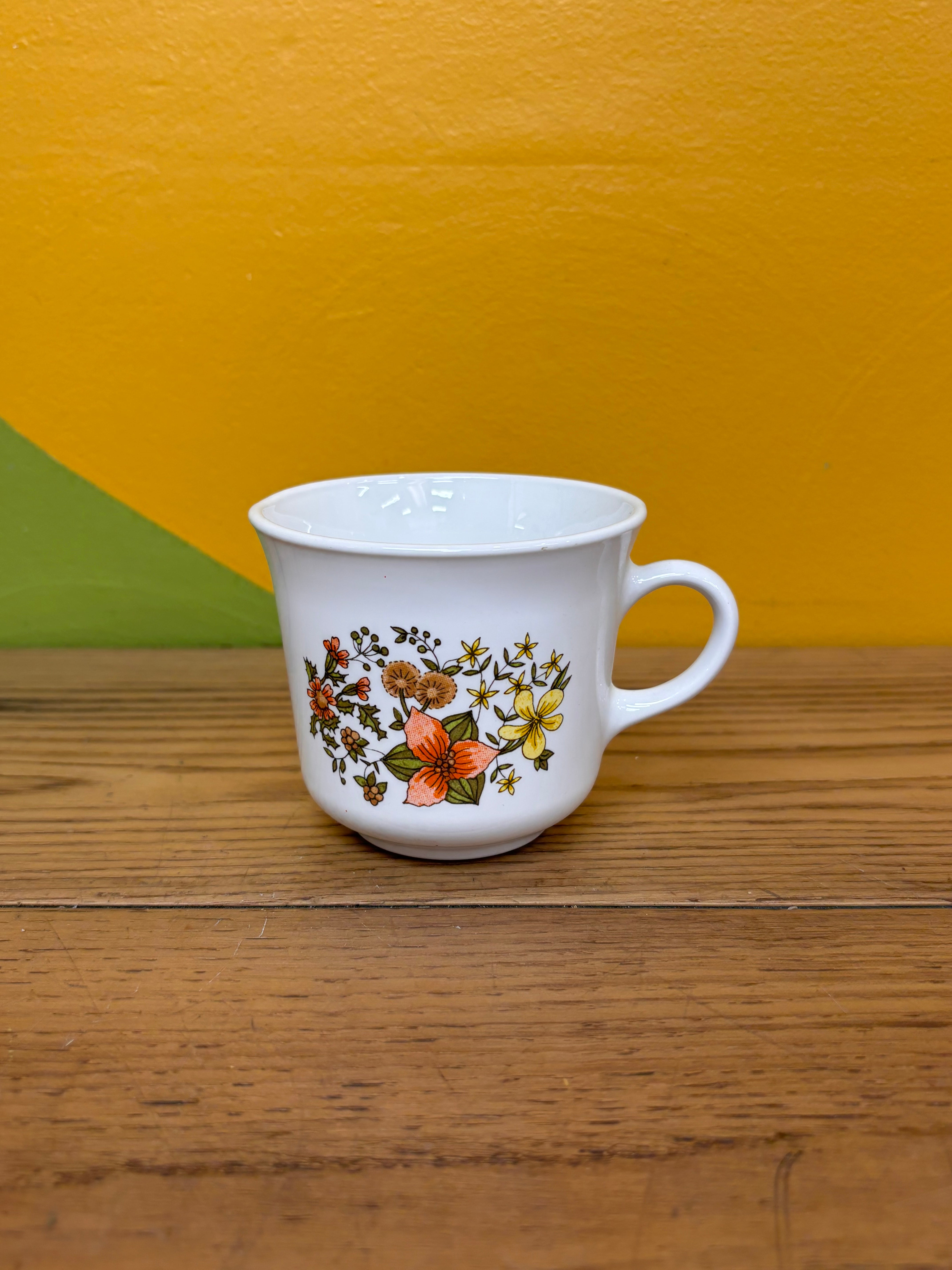 Set of 8 Corning Floral Mugs