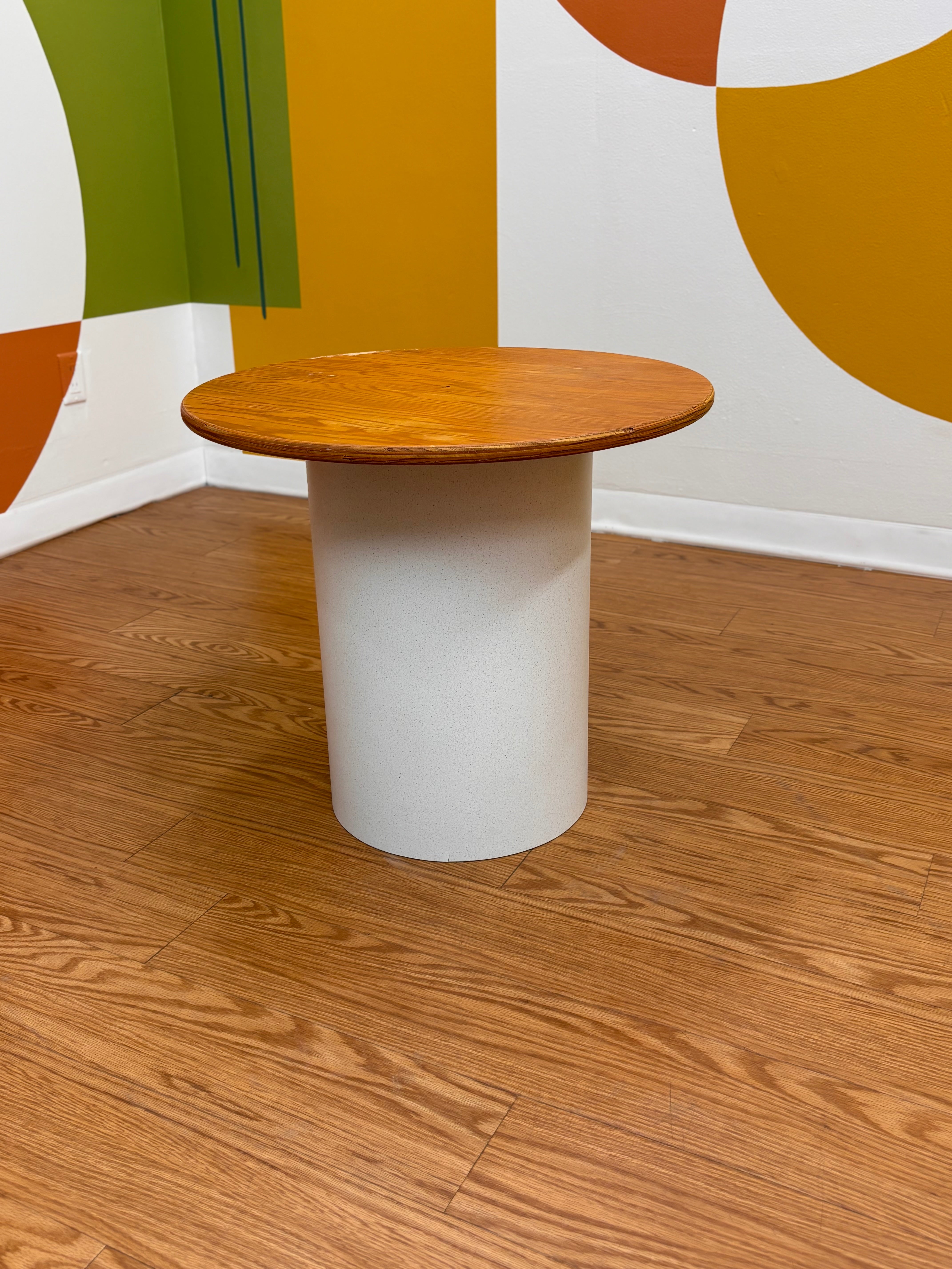 Round Top Side Table