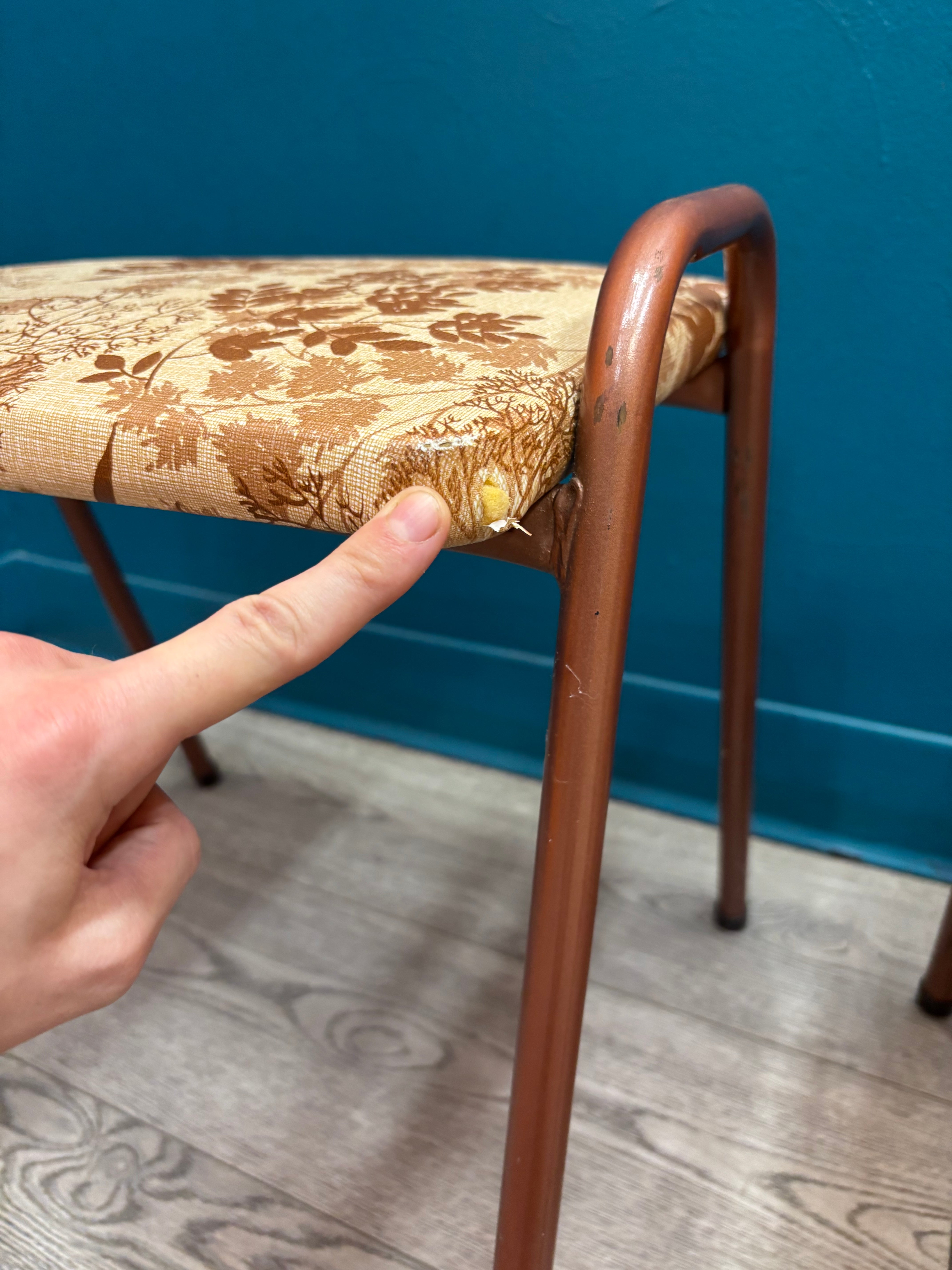 Stacking Leaf-Patterned Vinyl Stools (Set of 3)