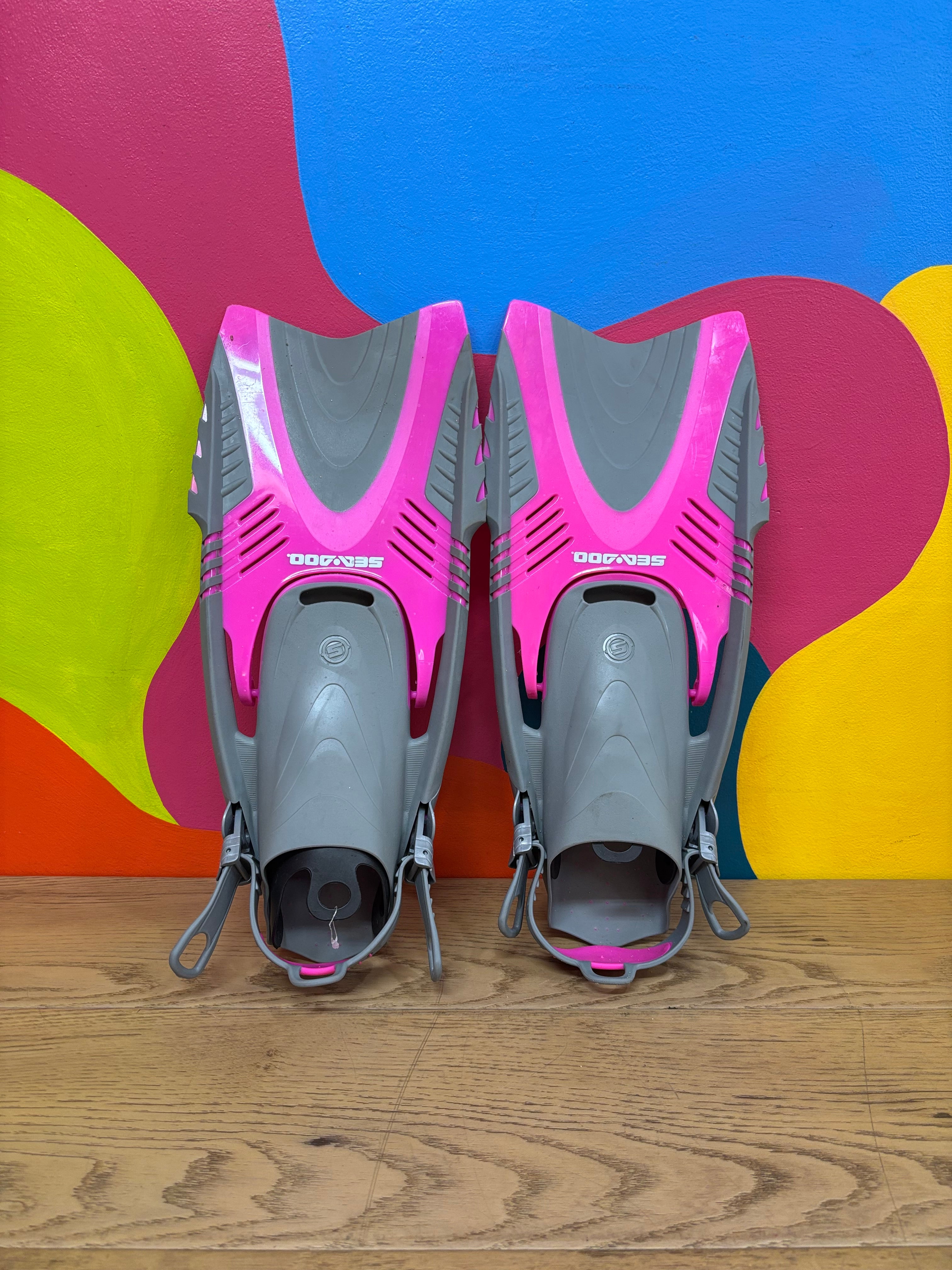 Pink Seadoo Snorkel Set (Women's Size 5-9.5)